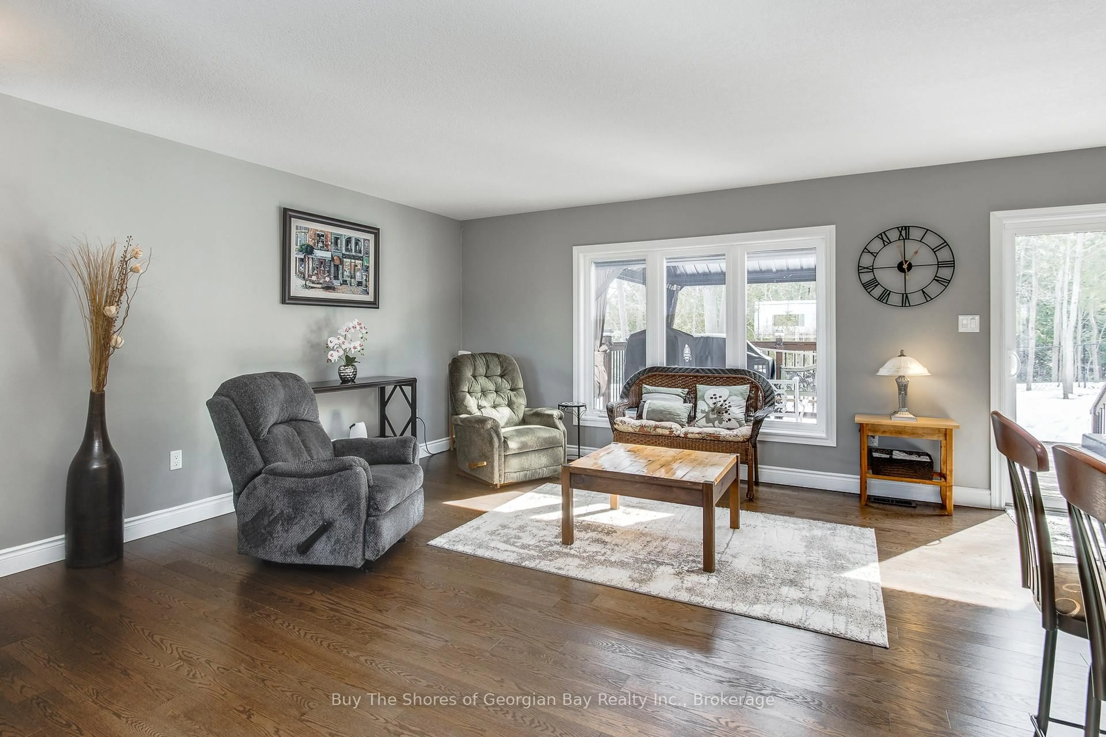 Living room with furniture, unknown for 11 Ralph Dalton Blvd, Tay Ontario L0K 2A0