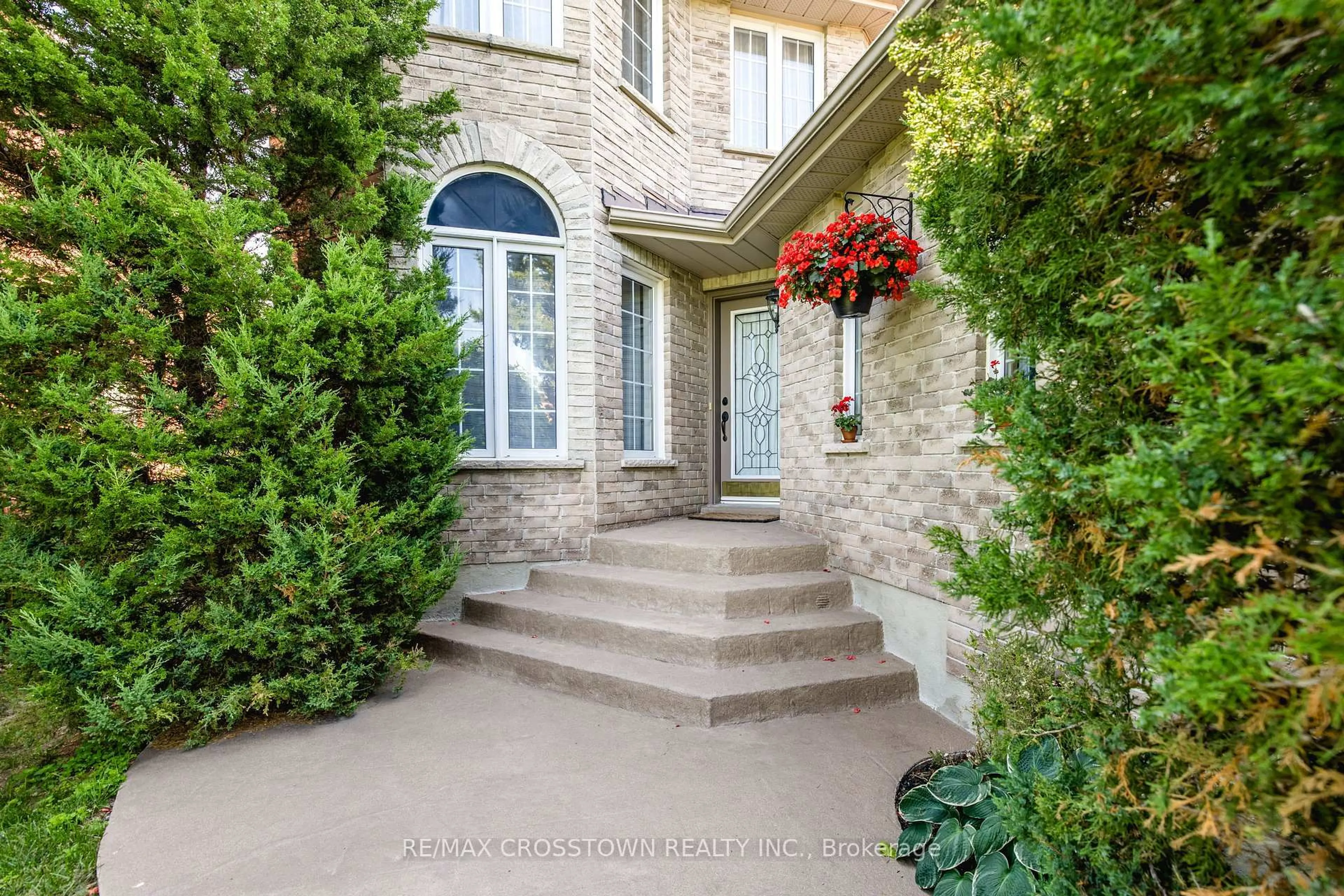 Unknown for 5 Kelsey Cres, Barrie Ontario L4N 0J7