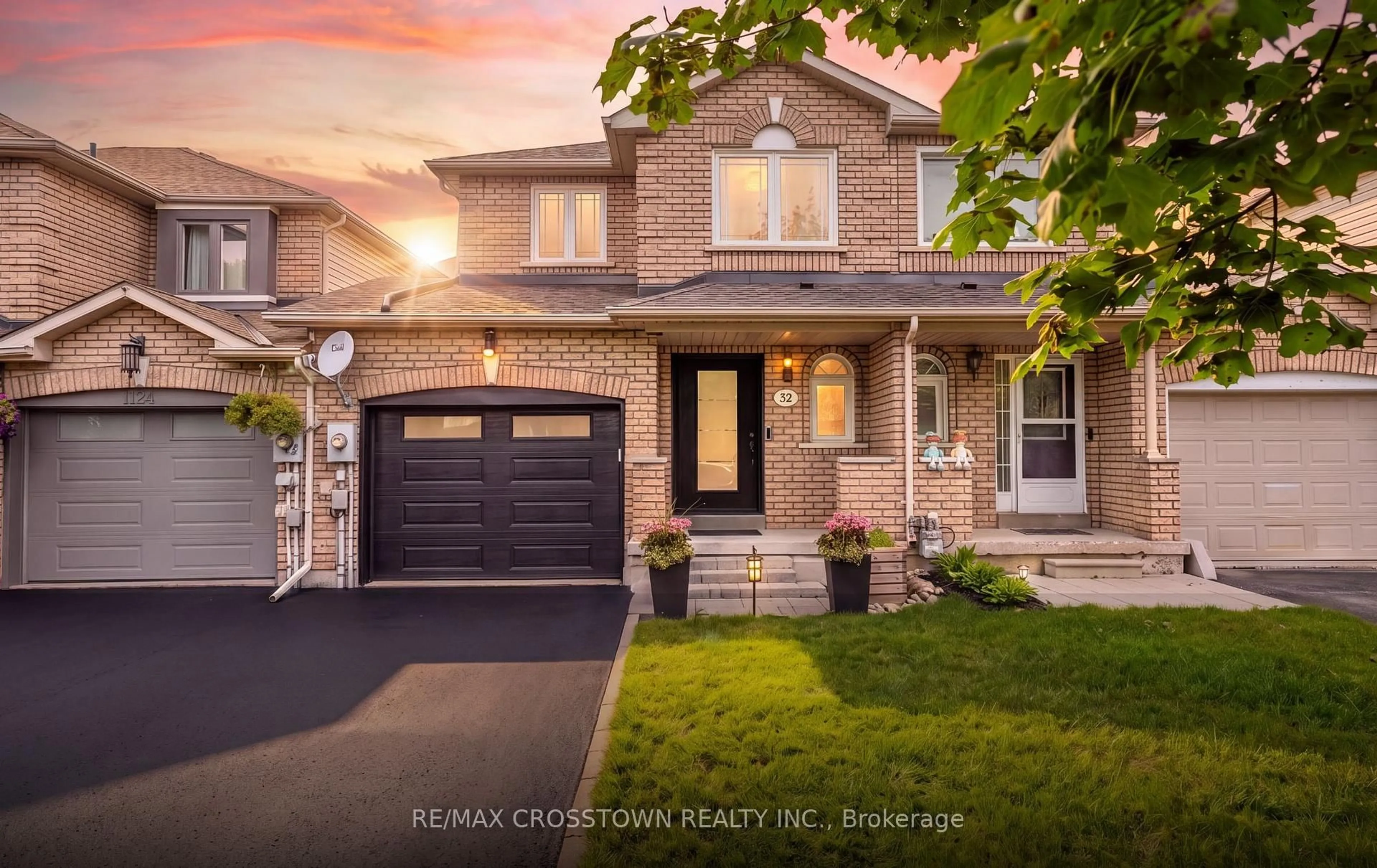Home with brick exterior material, street for 92 Cunningham Dr, Barrie Ontario L4N 8L5