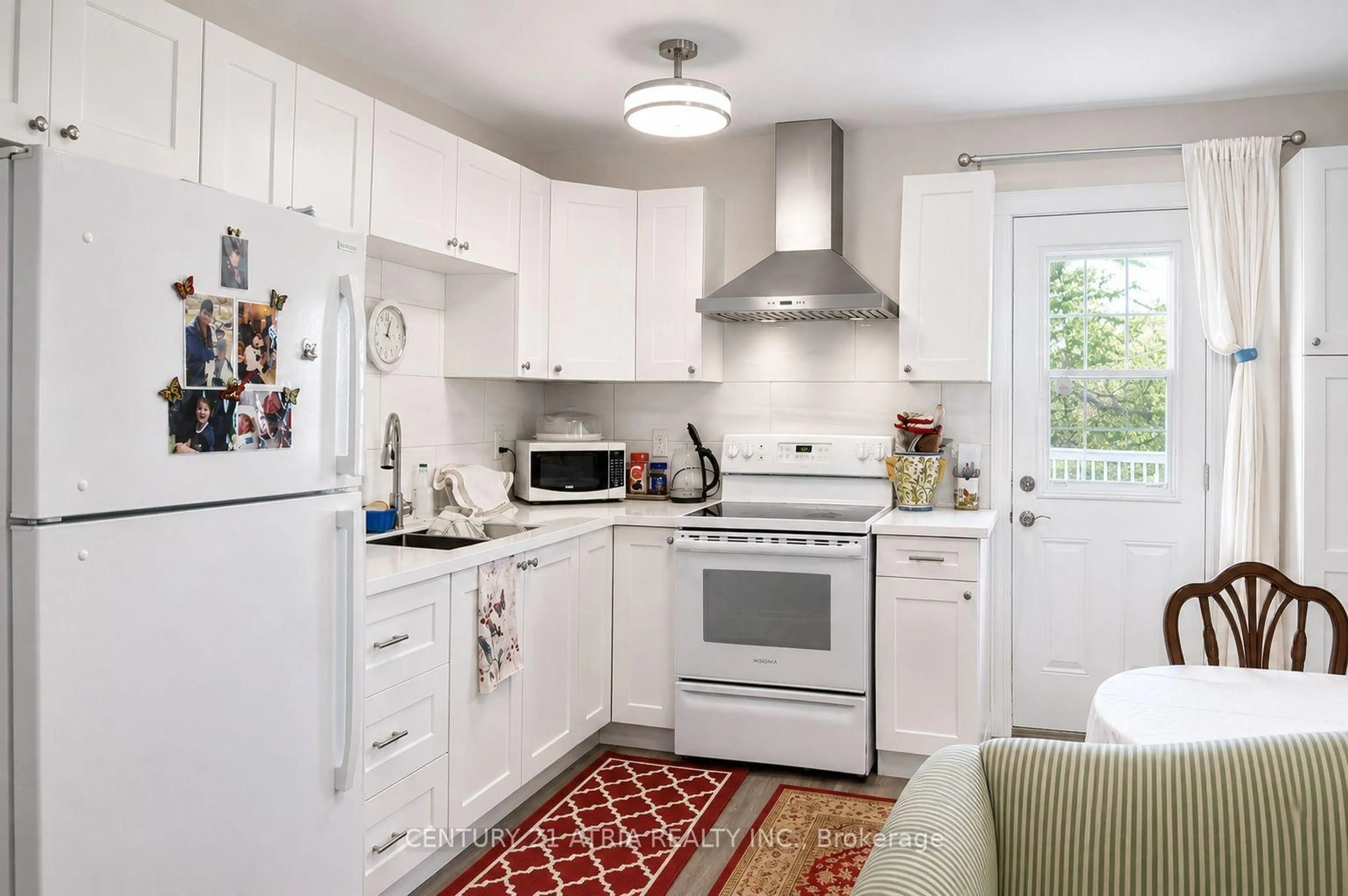 Unknown for 172 William St, Tay Ontario L0K 2A0
