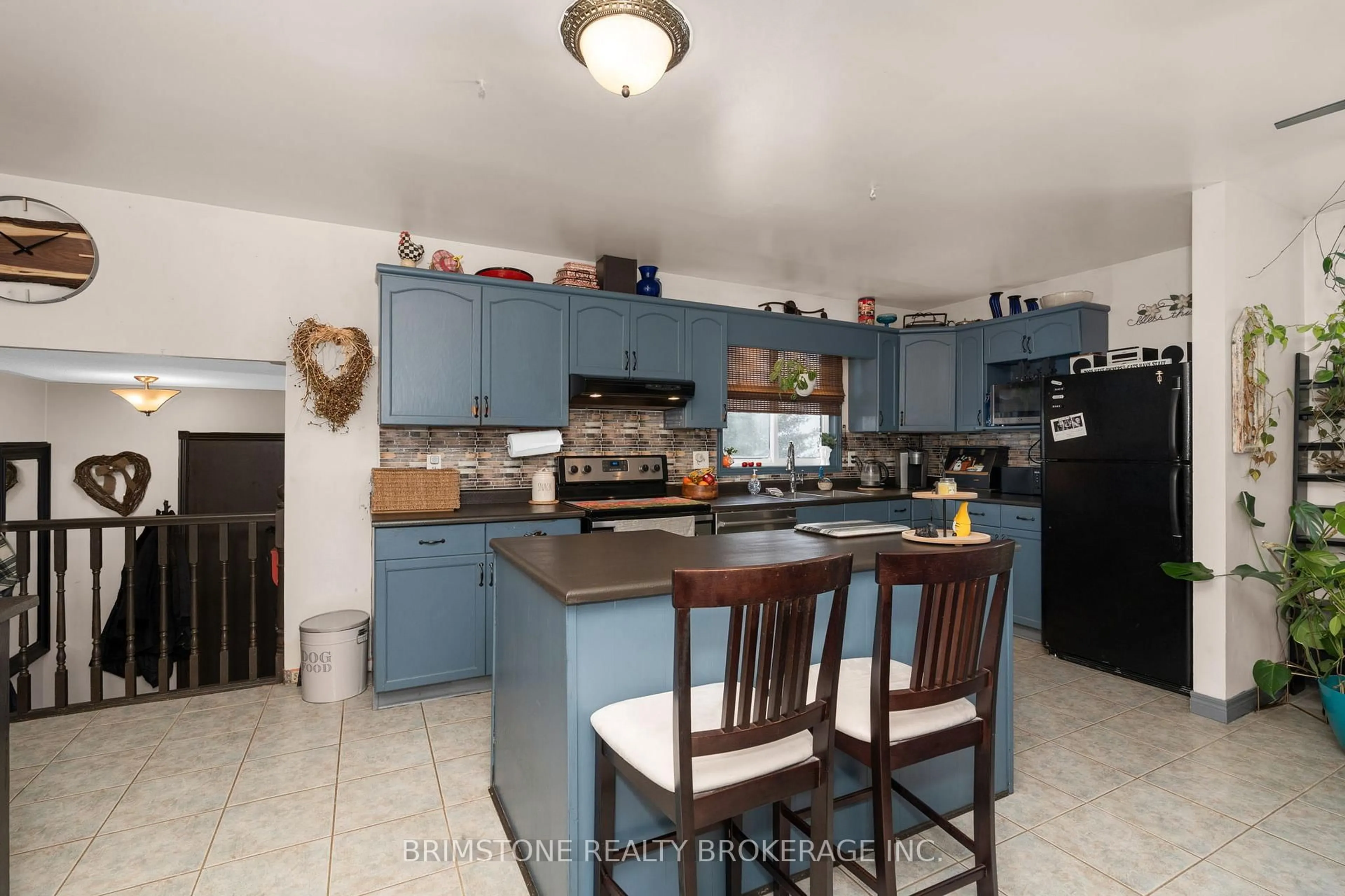 Unknown for 220 Morgan Rd, Wasaga Beach Ontario L9Z 1N4