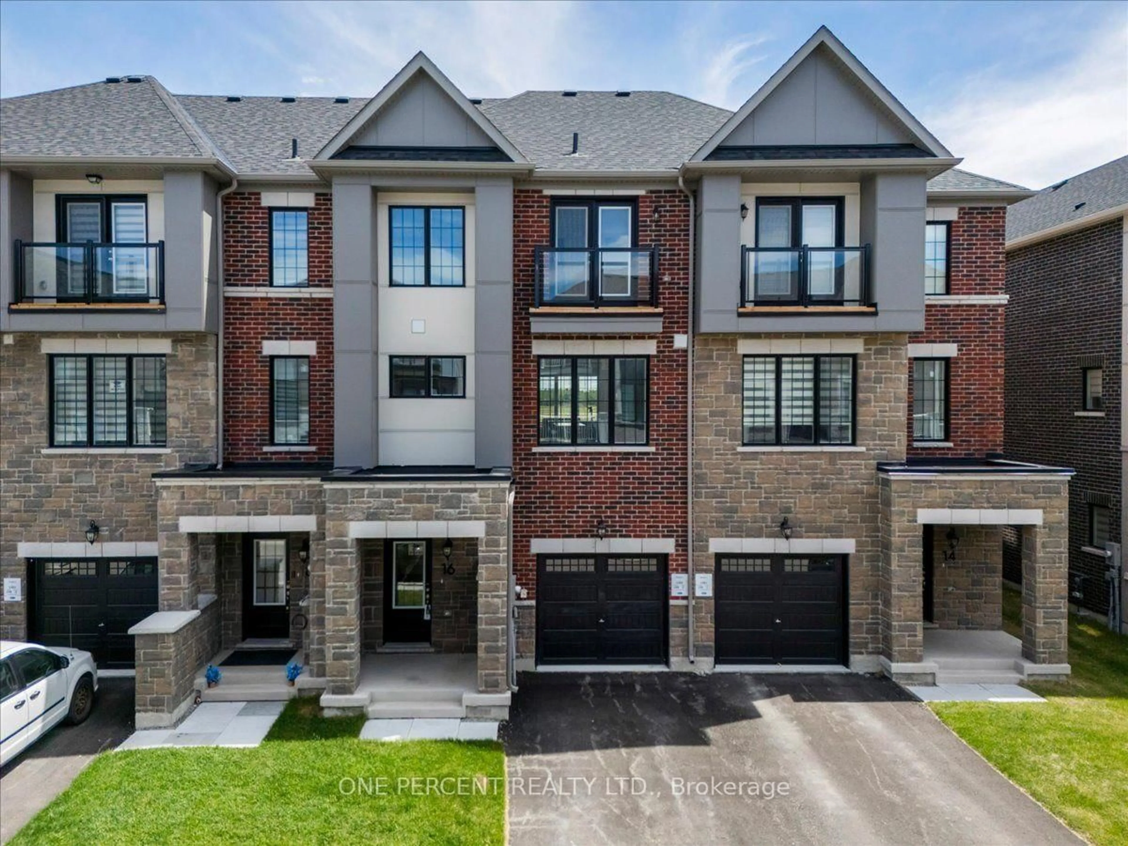 Home with brick exterior material, street for 16 Pearen Lane, Barrie Ontario L9J 0Z7