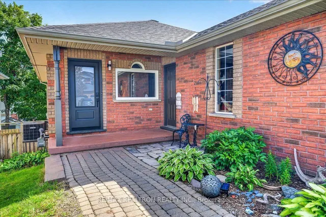 67 Vanessa Dr, Orillia 3