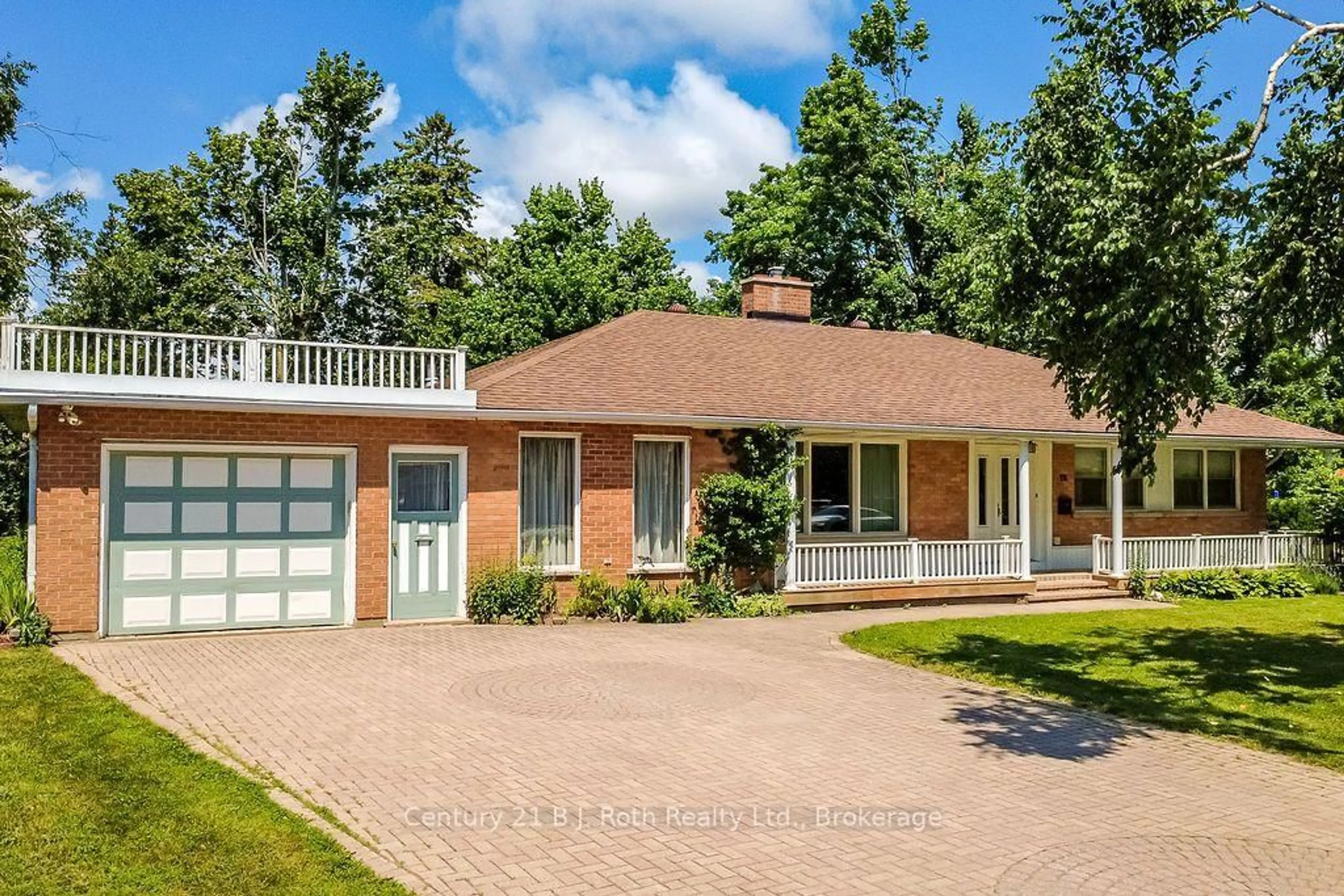 Home with brick exterior material, street for 26 Dalton Cres, Orillia Ontario L3V 5J5