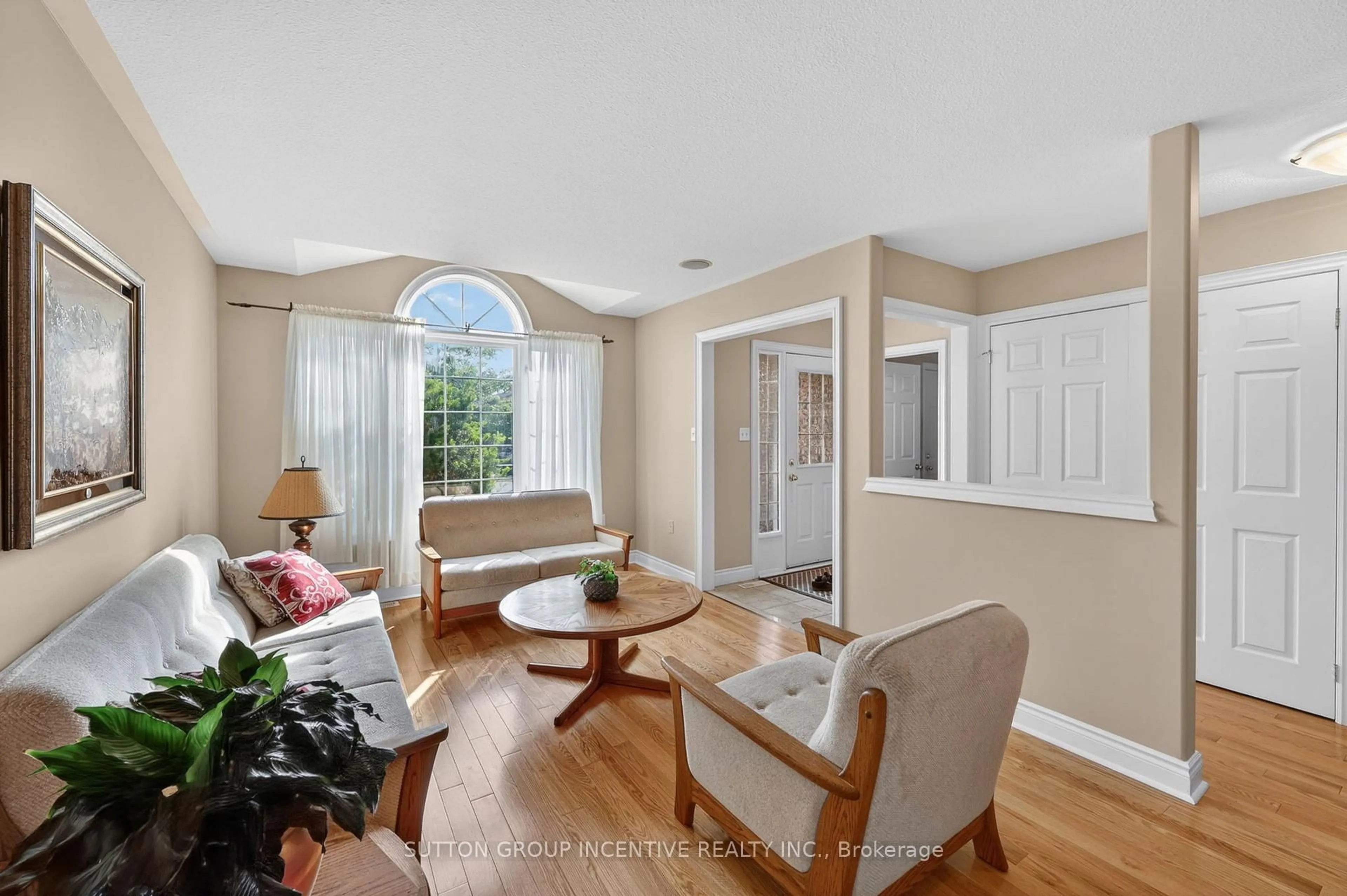 Unknown for 101 Lion's Gate Blvd, Barrie Ontario L4M 7E5