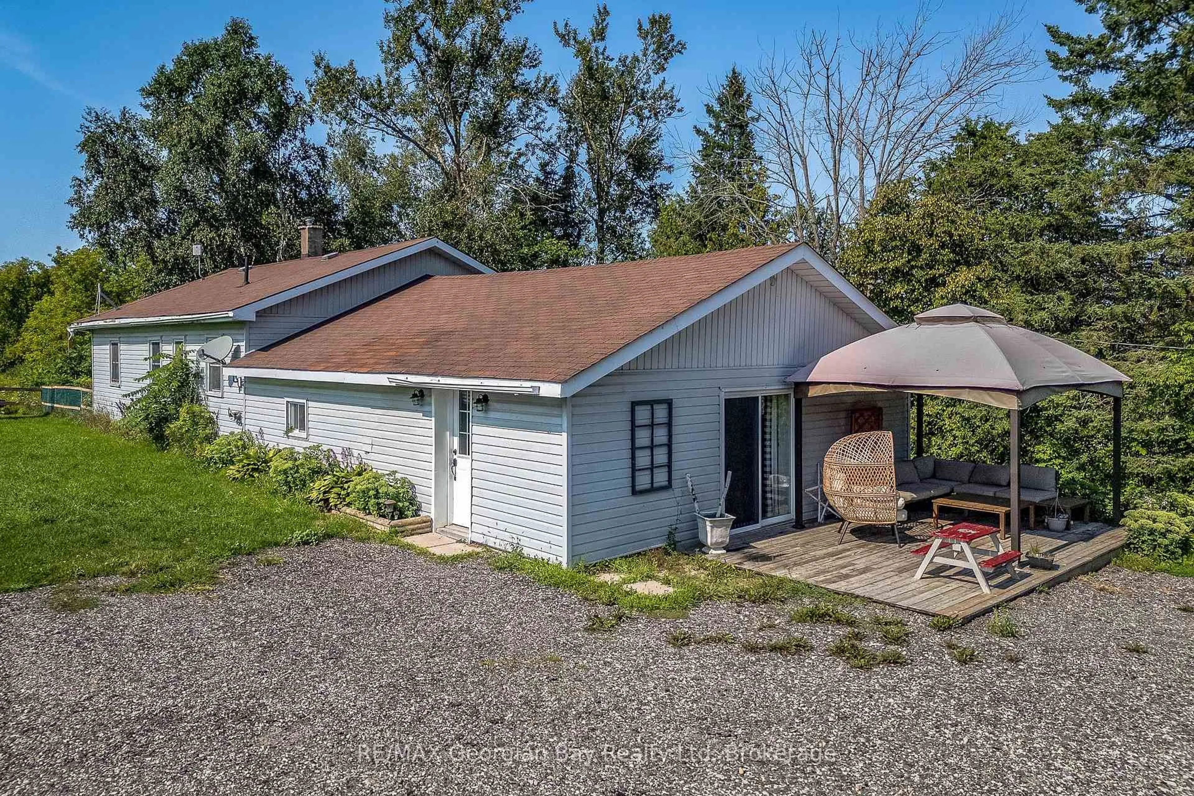 Patio, water/lake/river/ocean view for 1046 Henry St, Tay Ontario L0L 1P0