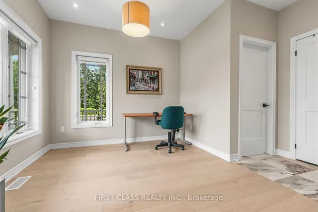 2 Pennell Dr, Barrie 5