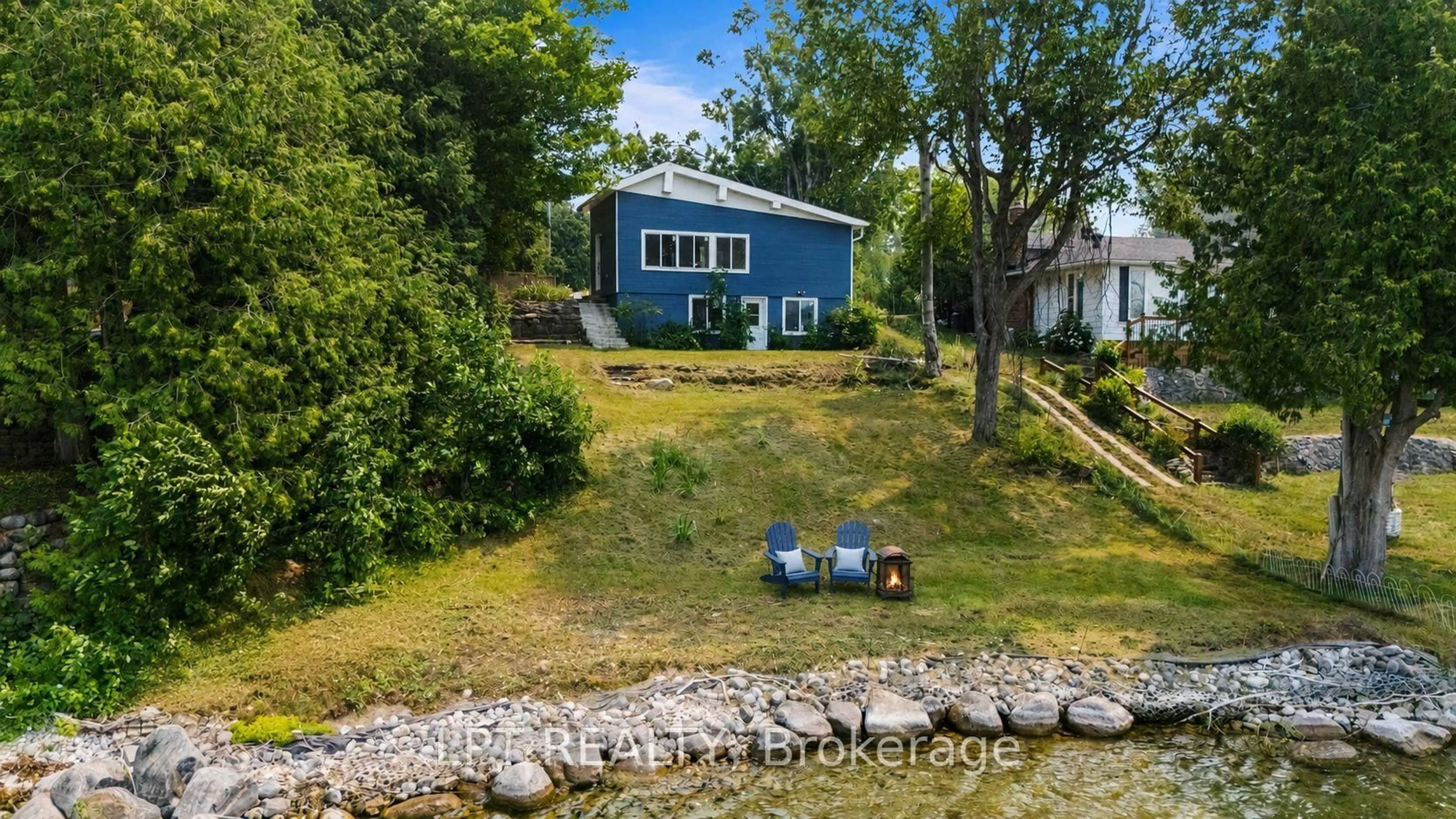 A pic from outside/outdoor area/front of a property/back of a property/a pic from drone, water/lake/river/ocean view for 47 Moon Point Dr, Oro-Medonte Ontario L3V 0R8