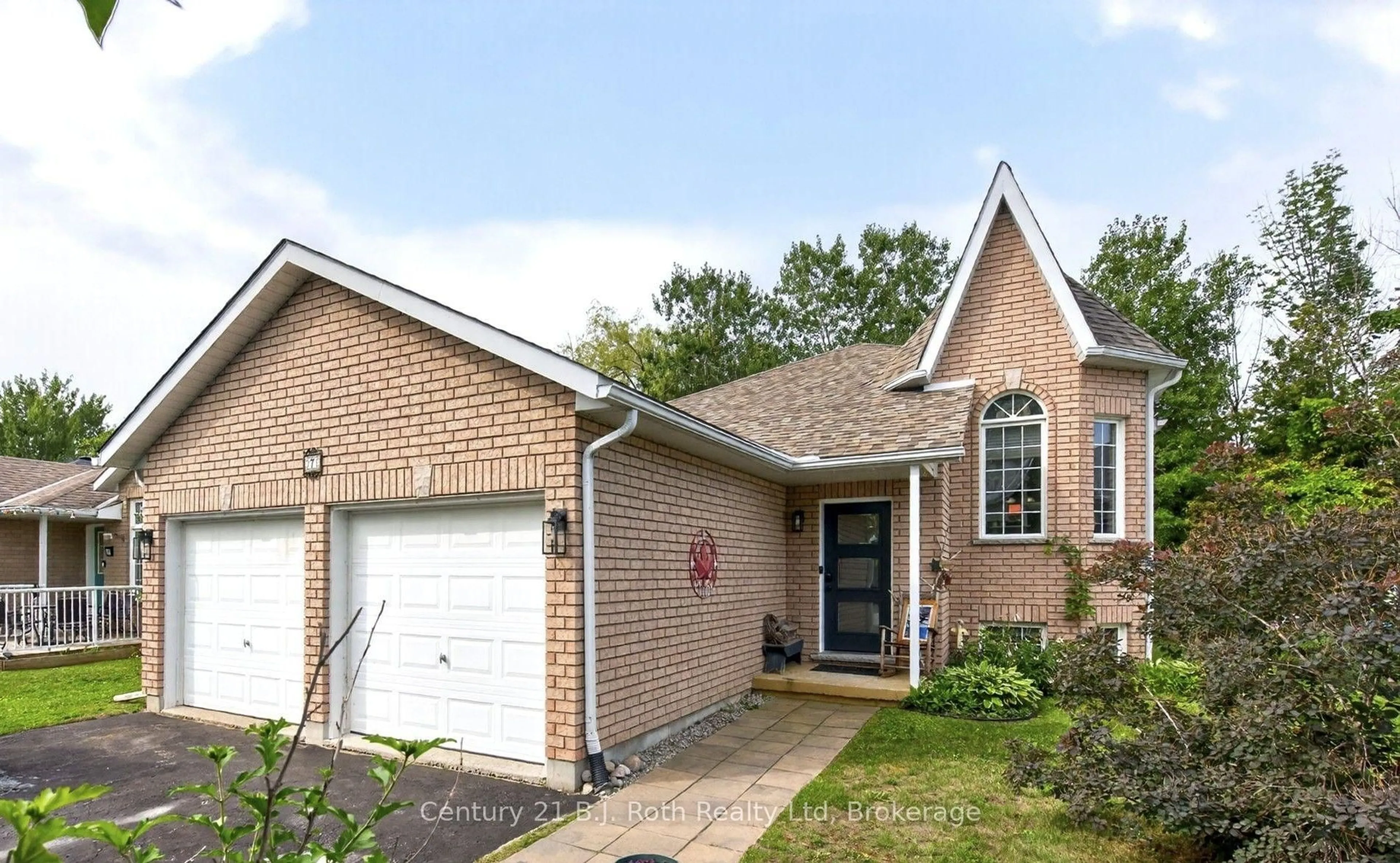 Home with brick exterior material, street for 7 Georgias Walk, Tay Ontario L0K 2A0