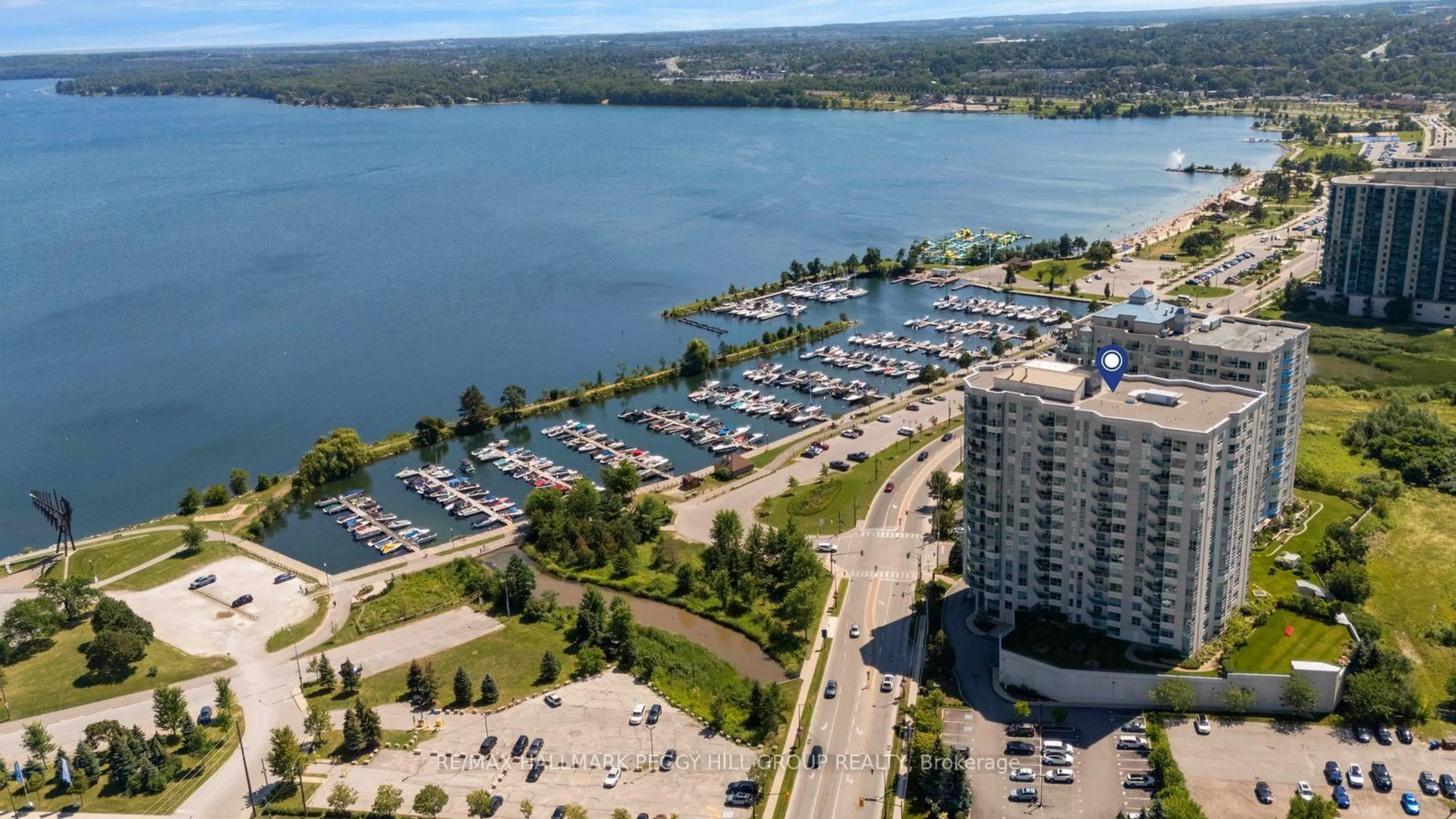 A pic from outside/outdoor area/front of a property/back of a property/a pic from drone, water/lake/river/ocean view for 6 Toronto St #901, Barrie Ontario L4N 9R2