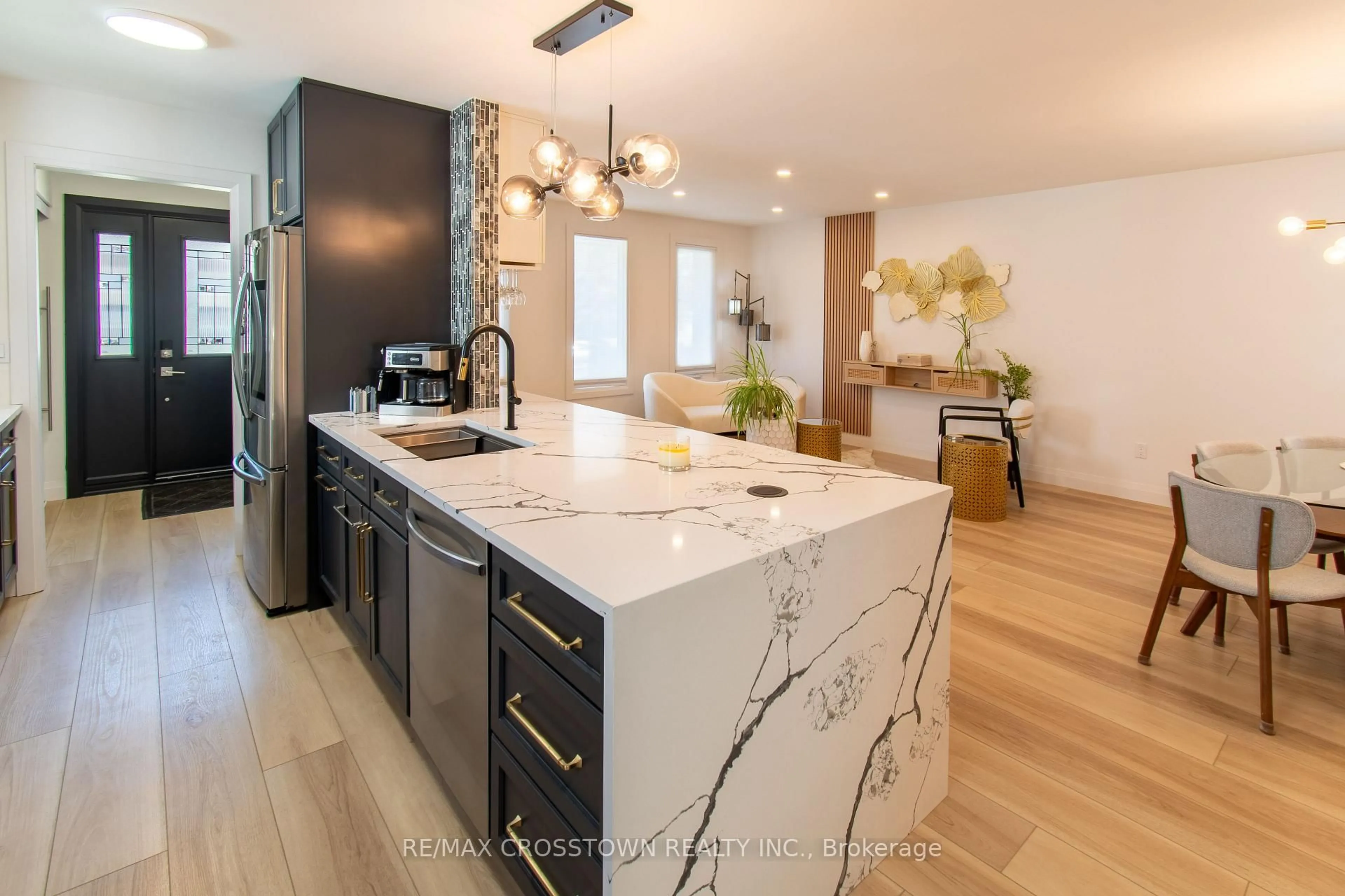 Contemporary kitchen, ceramic/tile floor for 59 Lankin Blvd, Orillia Ontario L3V 6T1