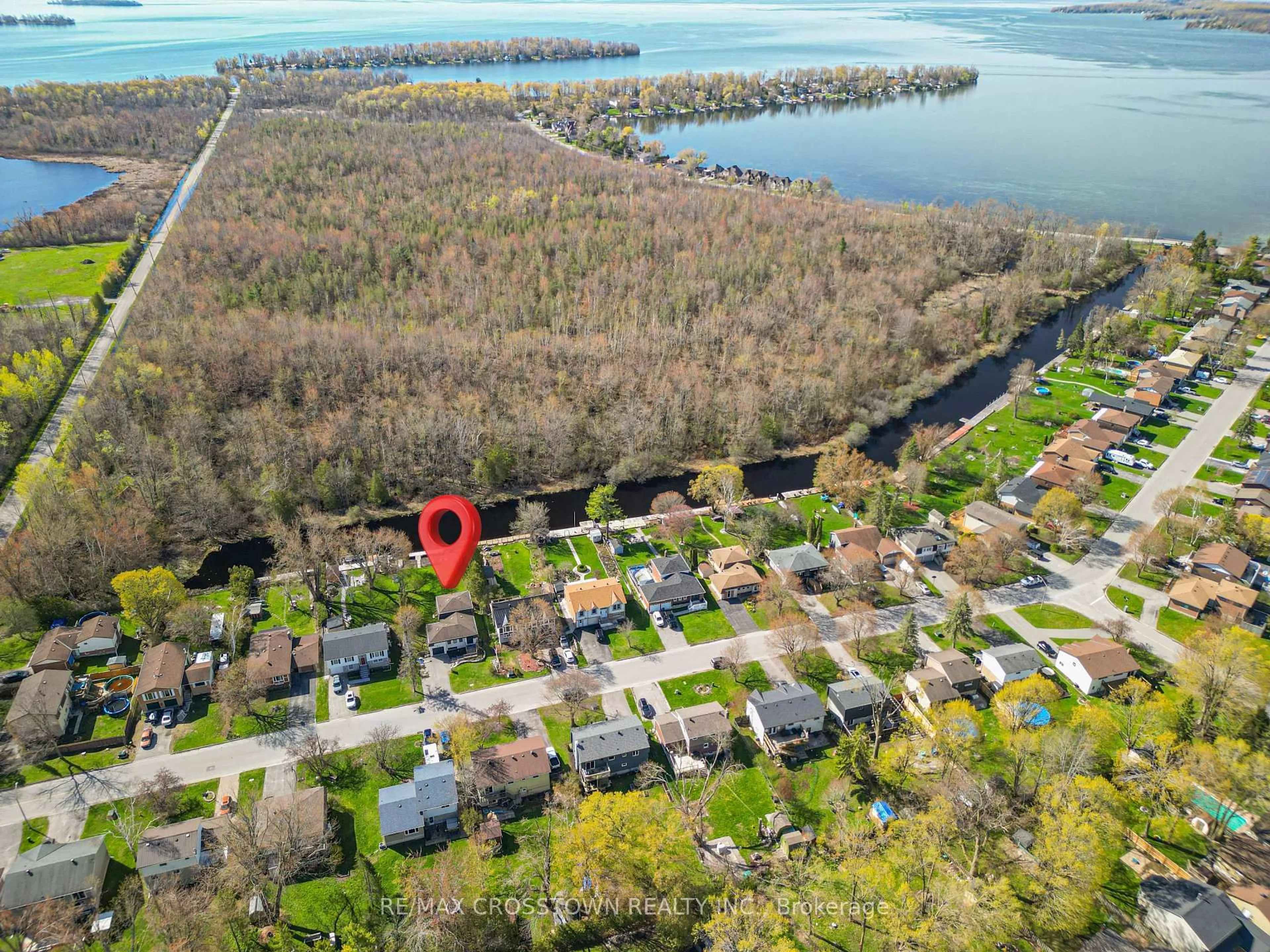 A pic from outside/outdoor area/front of a property/back of a property/a pic from drone, water/lake/river/ocean view for 59 Lankin Blvd, Orillia Ontario L3V 6T1