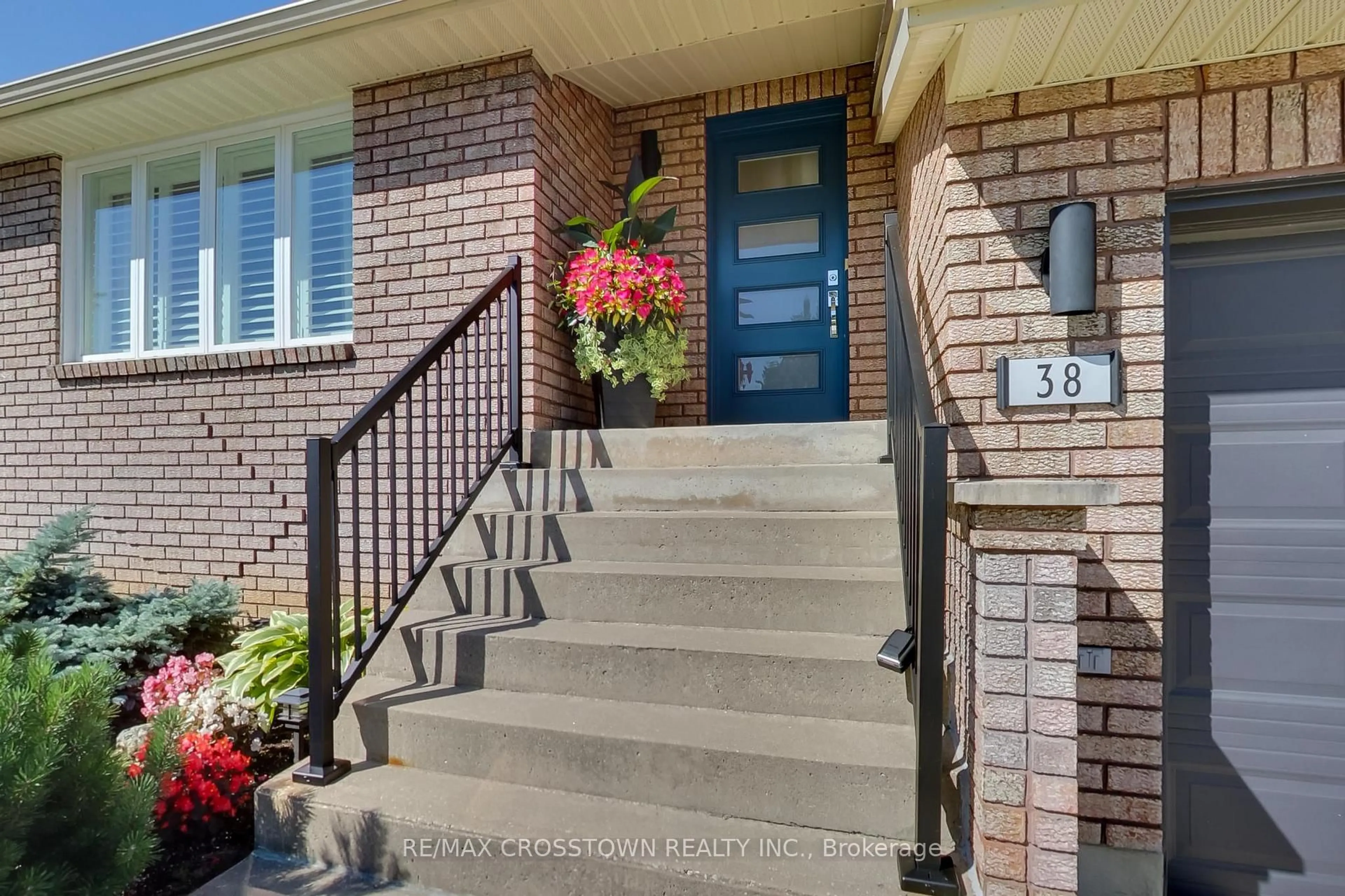 Unknown for 38 Innisbrook Dr, Wasaga Beach Ontario L9Z 1G2