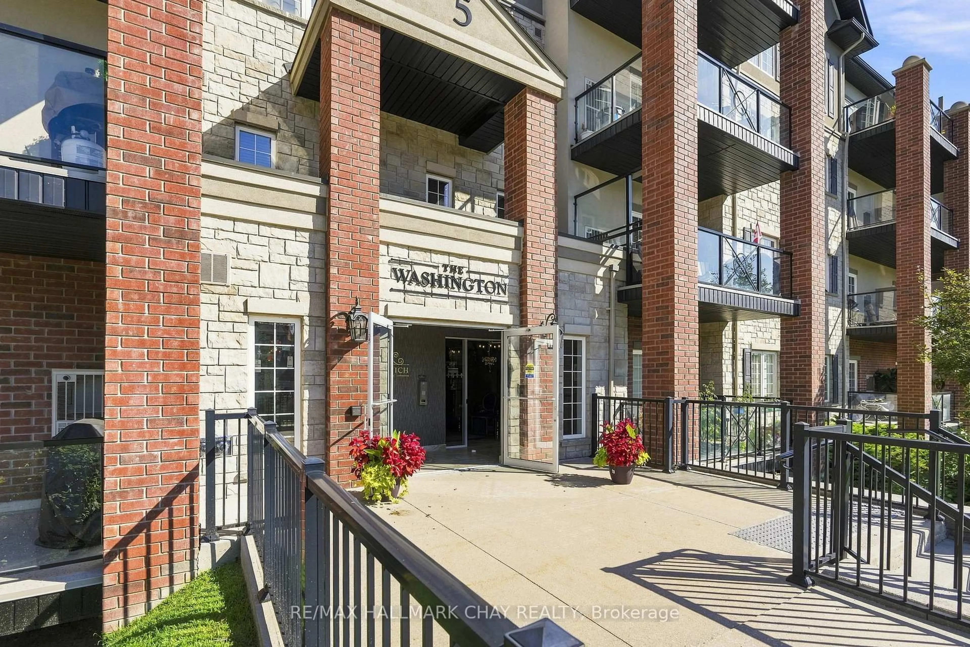 Unknown for 5 Greenwich St #207, Barrie Ontario L4N 7Y8