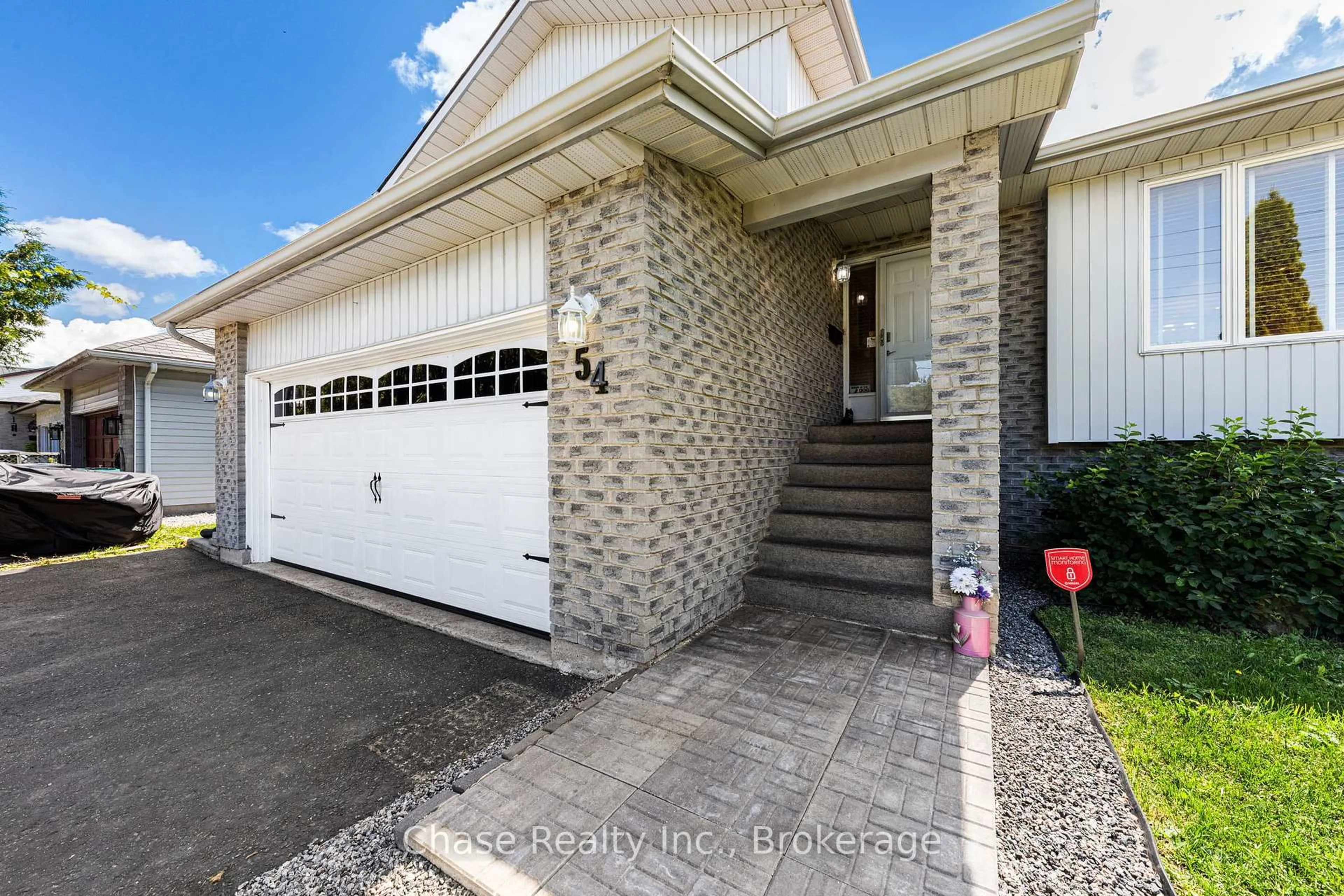 Unknown for 54 Edward St, Penetanguishene Ontario L9M 1J8