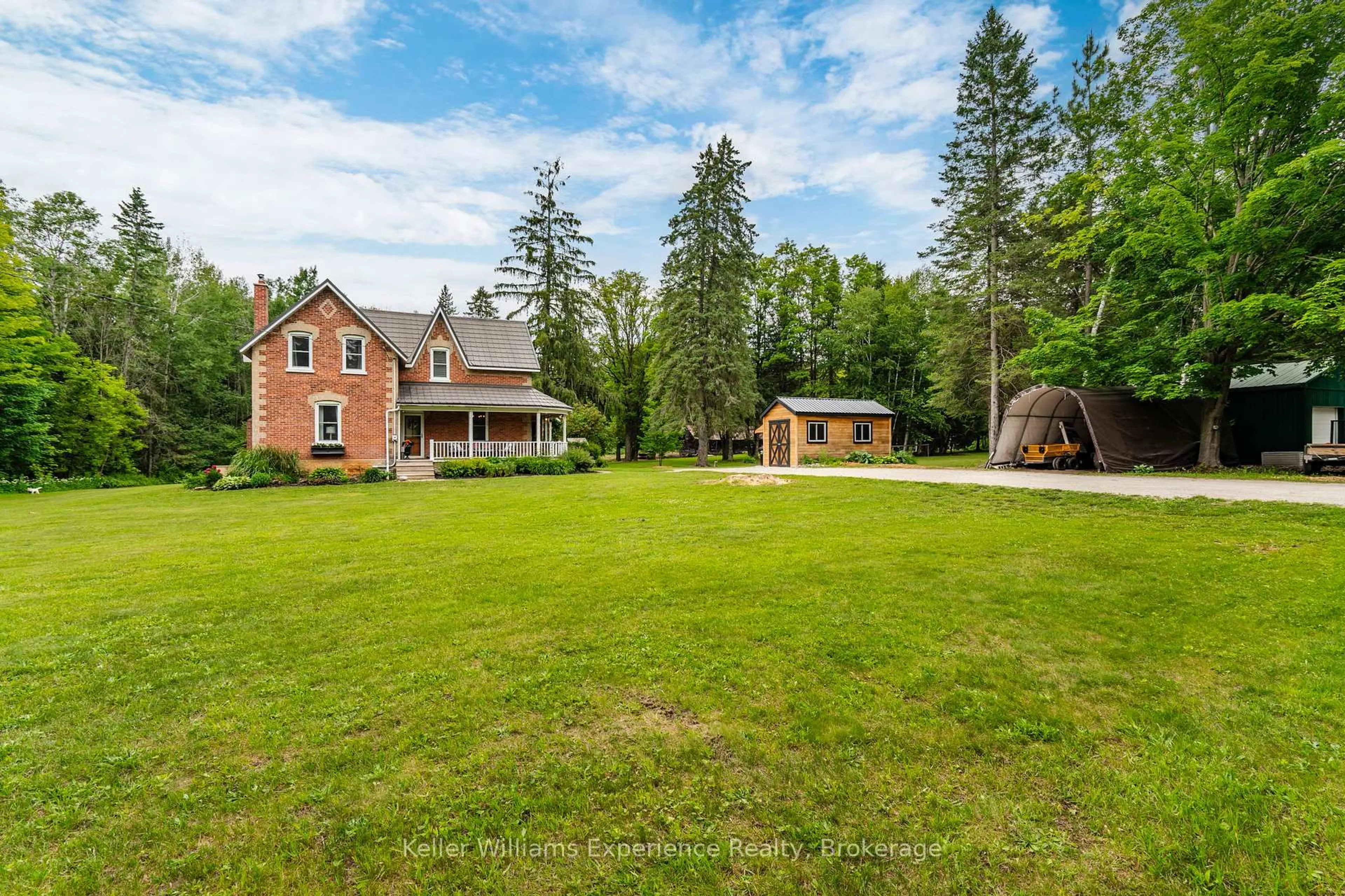 A pic from outside/outdoor area/front of a property/back of a property/a pic from drone, unknown for 3744 Flos 4 Rd, Springwater Ontario L0M 1S0