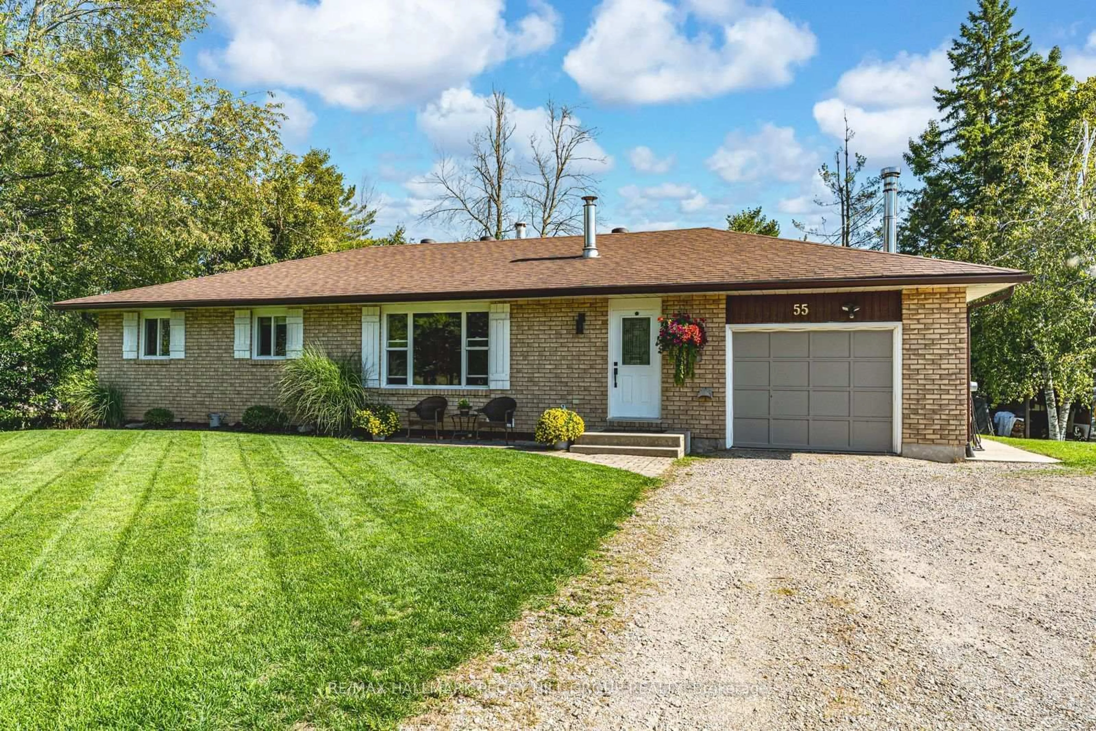Home with brick exterior material, street for 55 Shelswell Blvd, Oro-Medonte Ontario L0L 2E0