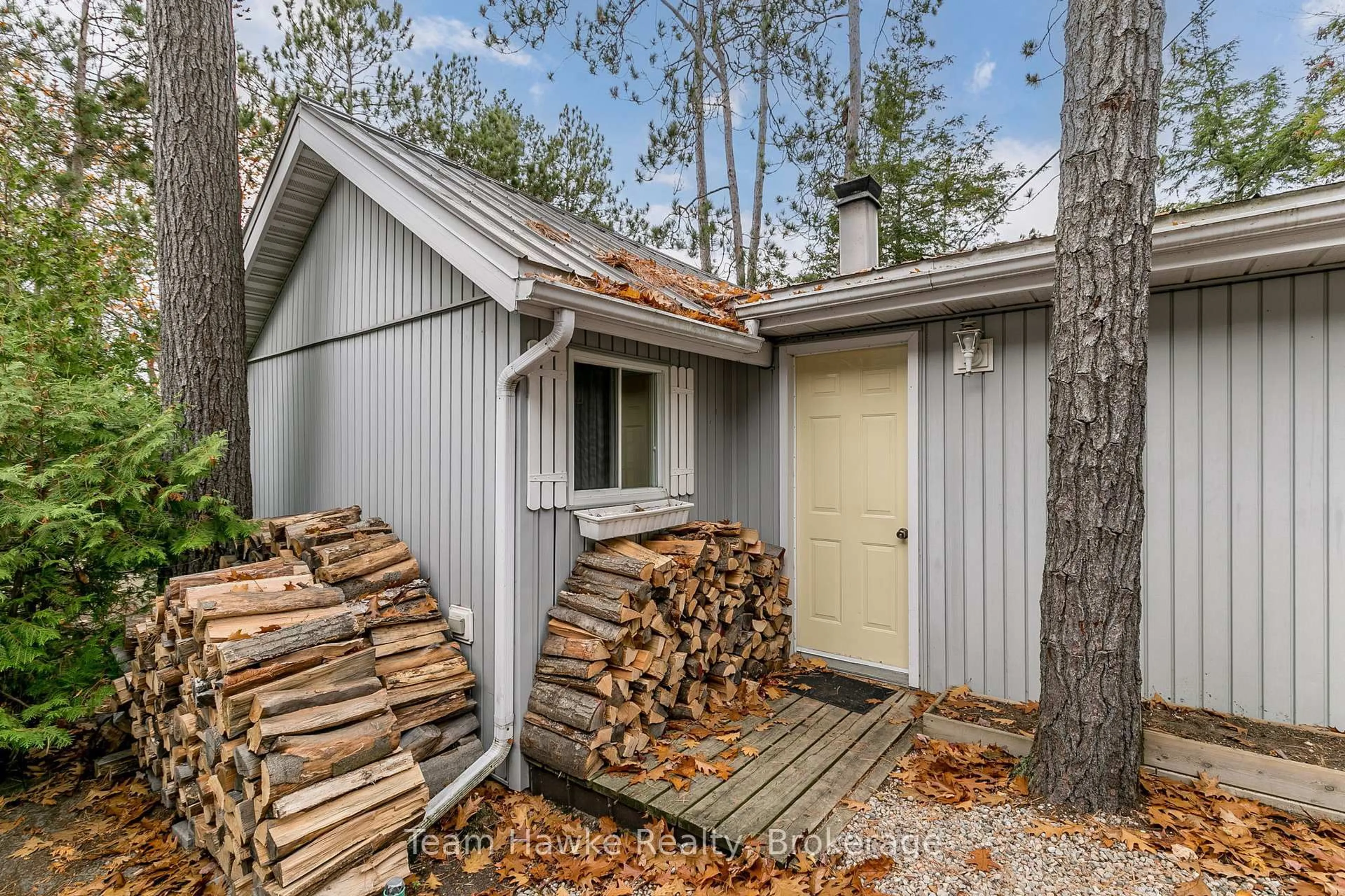 Shed for 20 Scott Lane, Tiny Ontario L0L 2J0