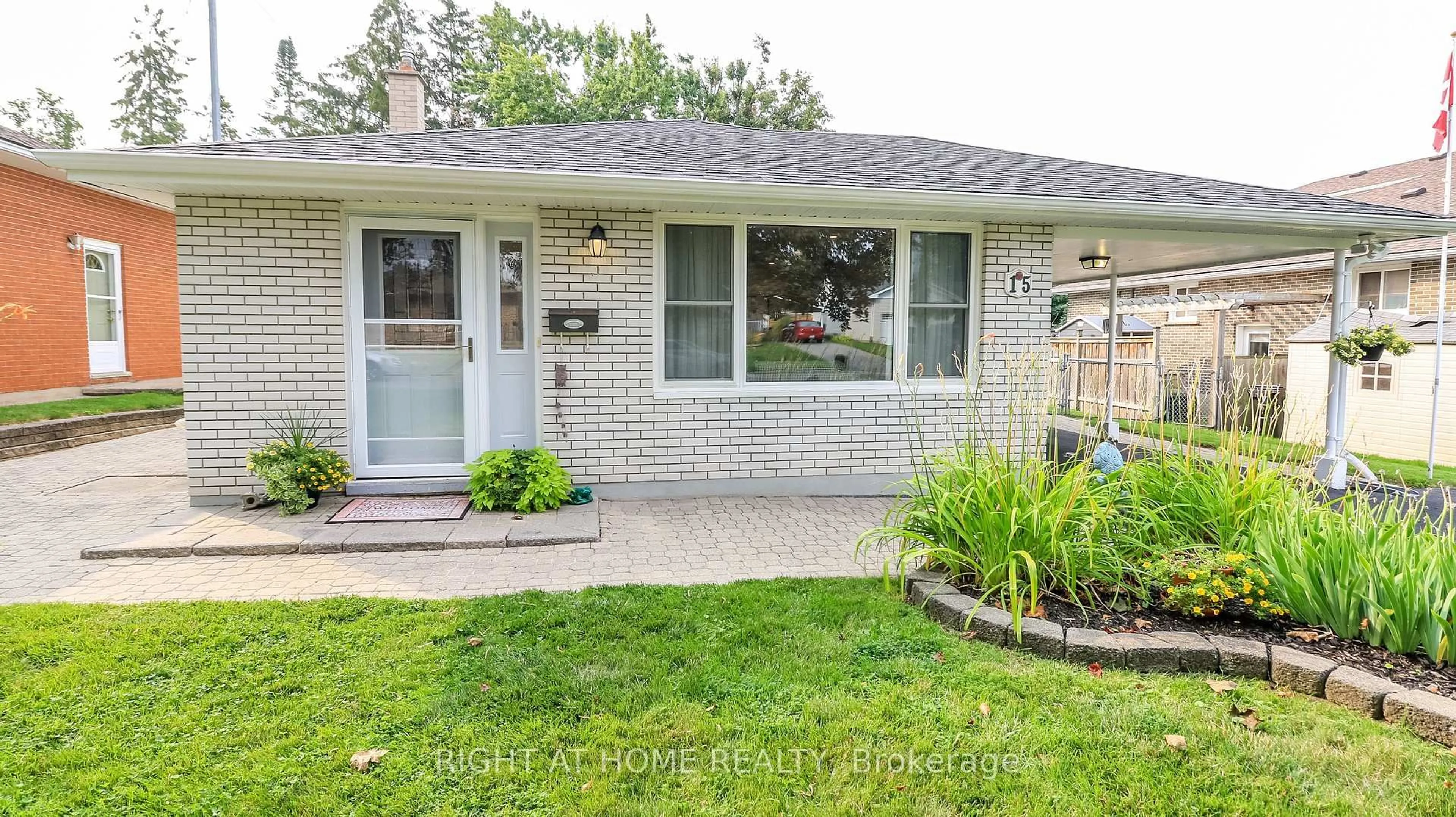 Home with brick exterior material, street for 15 Highview Rd, Barrie Ontario L4M 2M1