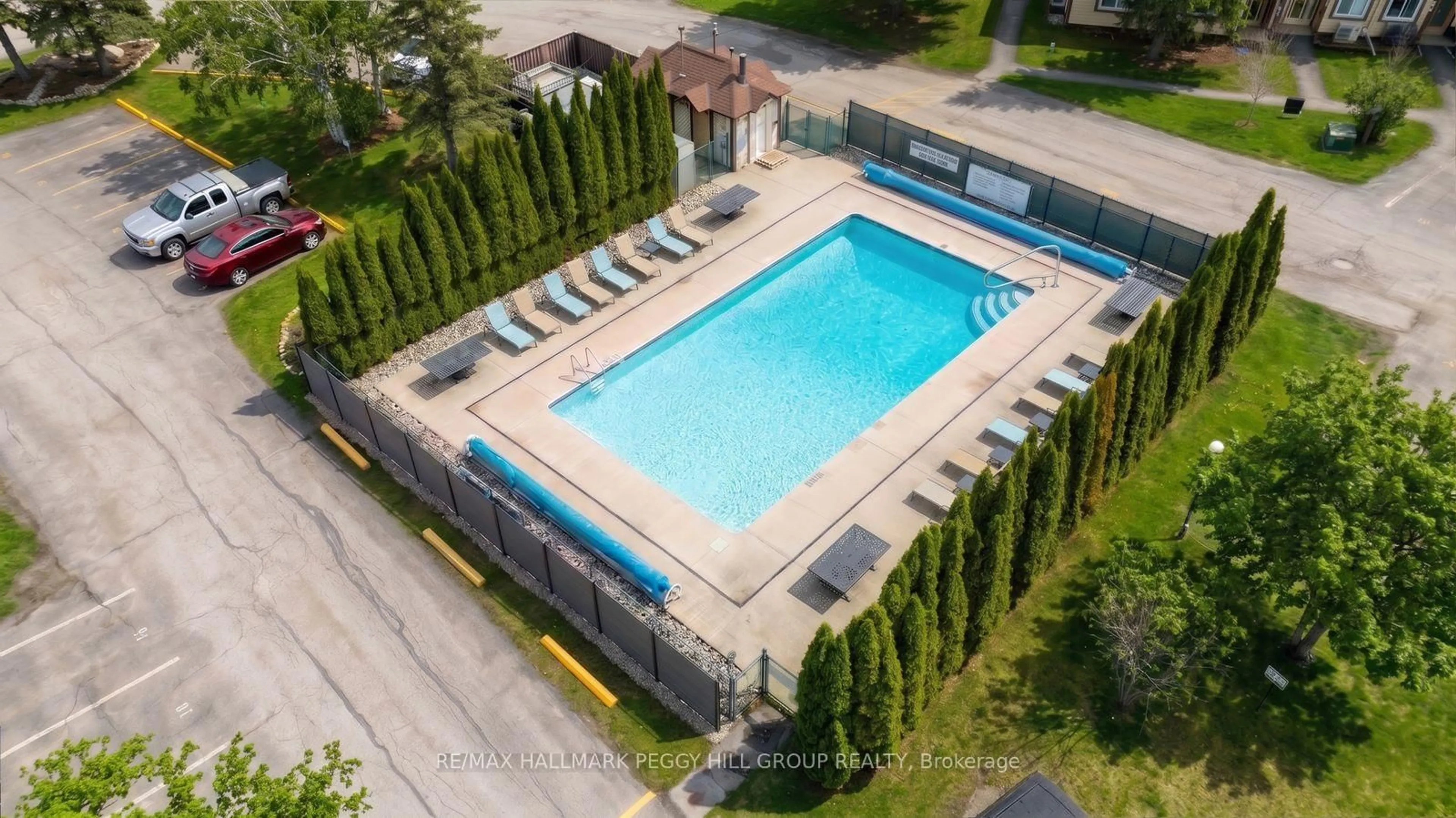 Pool for 11 Laguna Pkwy #28, Ramara Ontario L0K 1B0