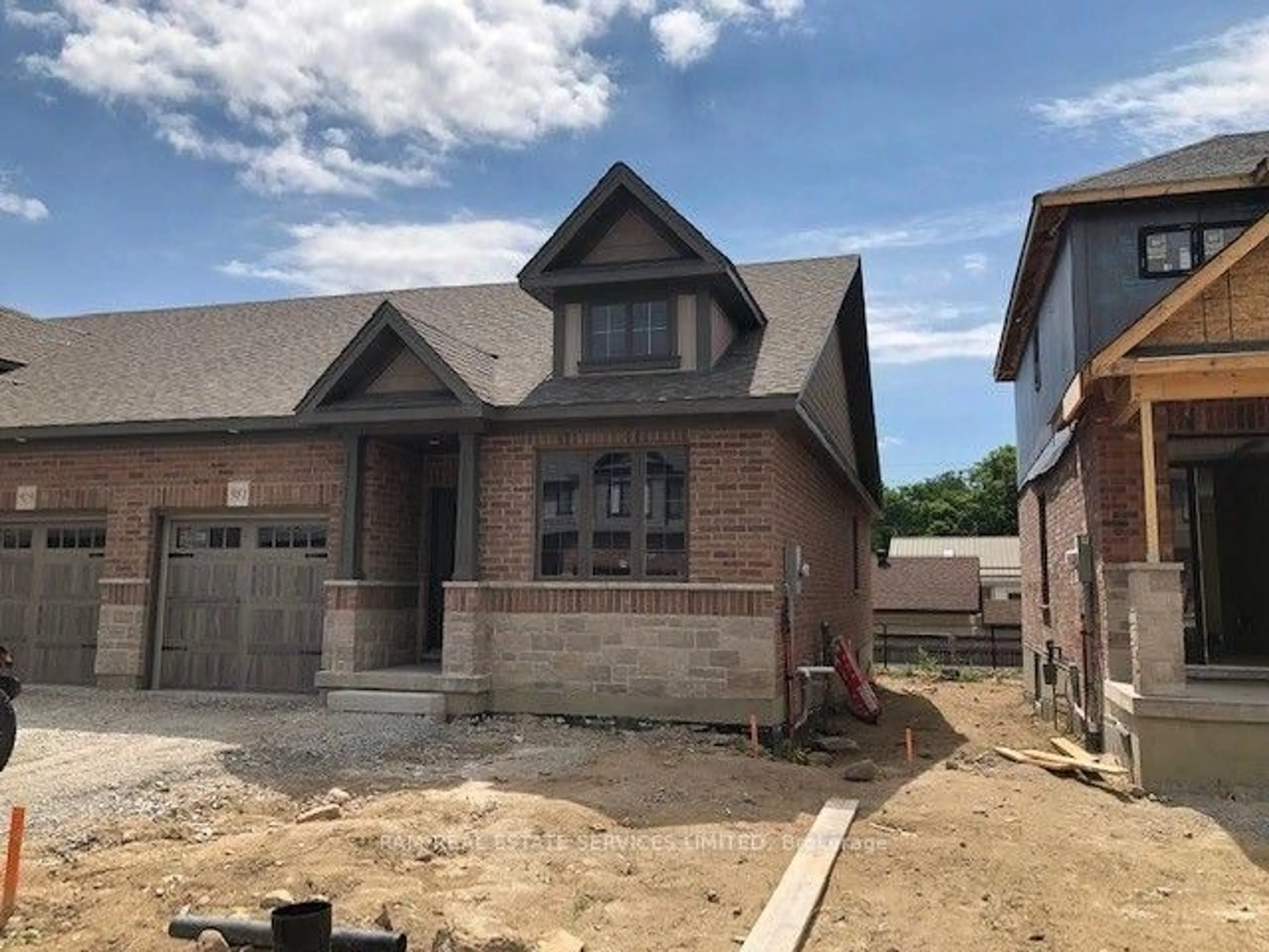Home with brick exterior material, street for 981 wright Dr, Midland Ontario L4R 0E4