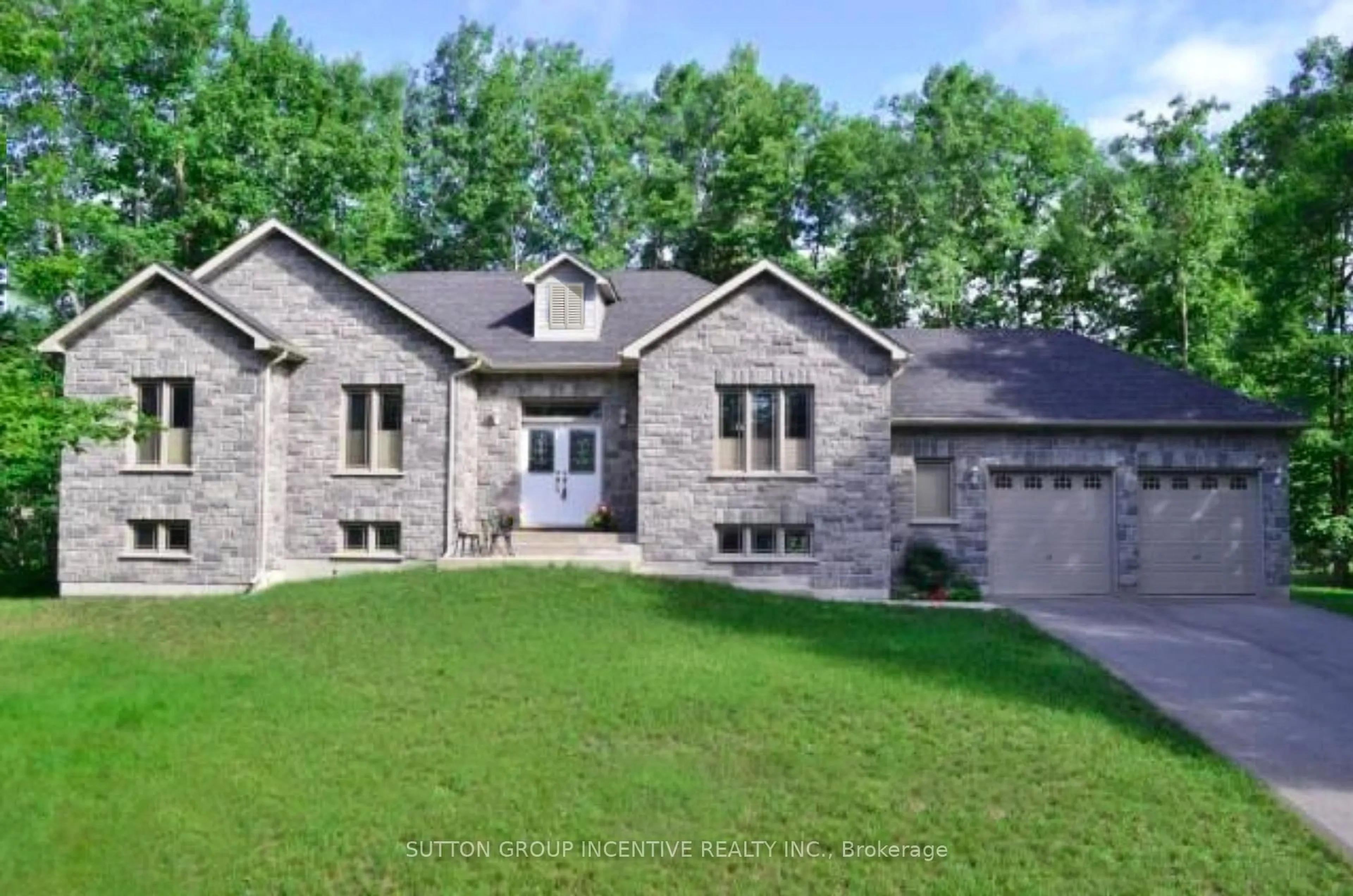 Home with brick exterior material, street for 32 Albion Lane, Tiny Ontario L9M 0J2