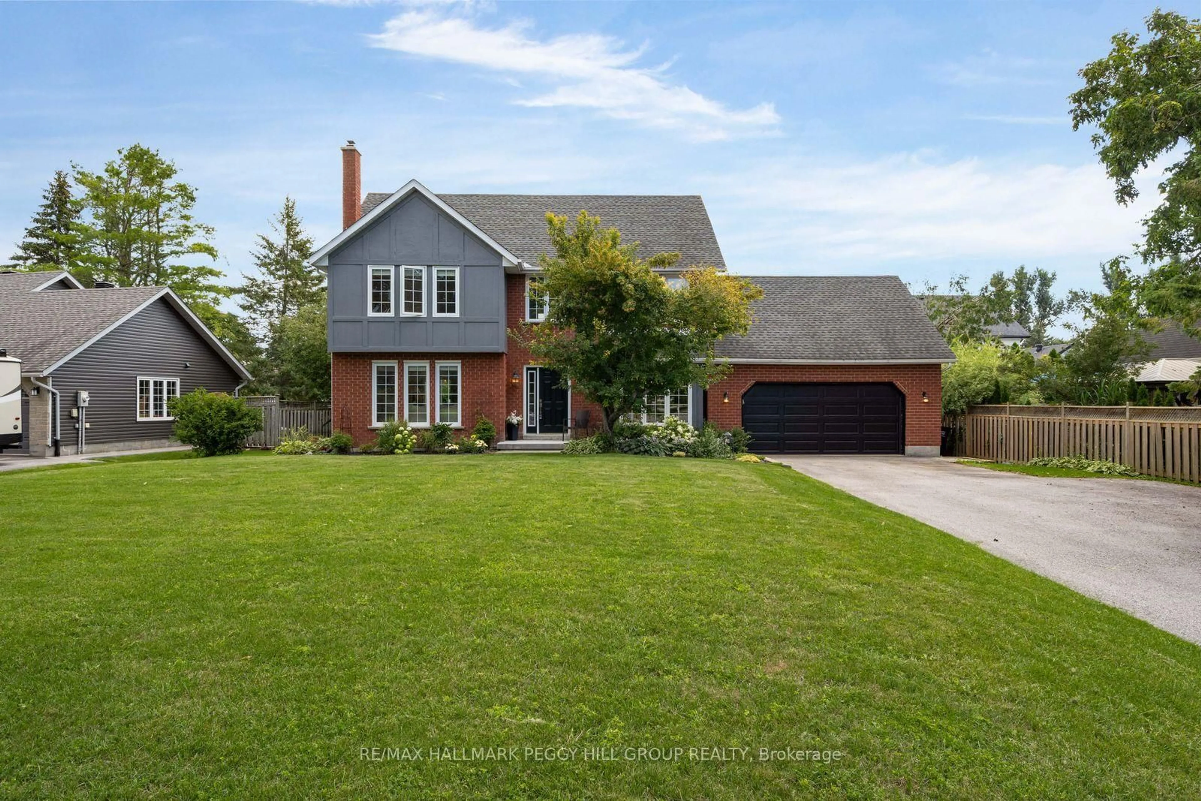 Home with brick exterior material, street for 39 Howard Dr, Oro-Medonte Ontario L0L 2E0