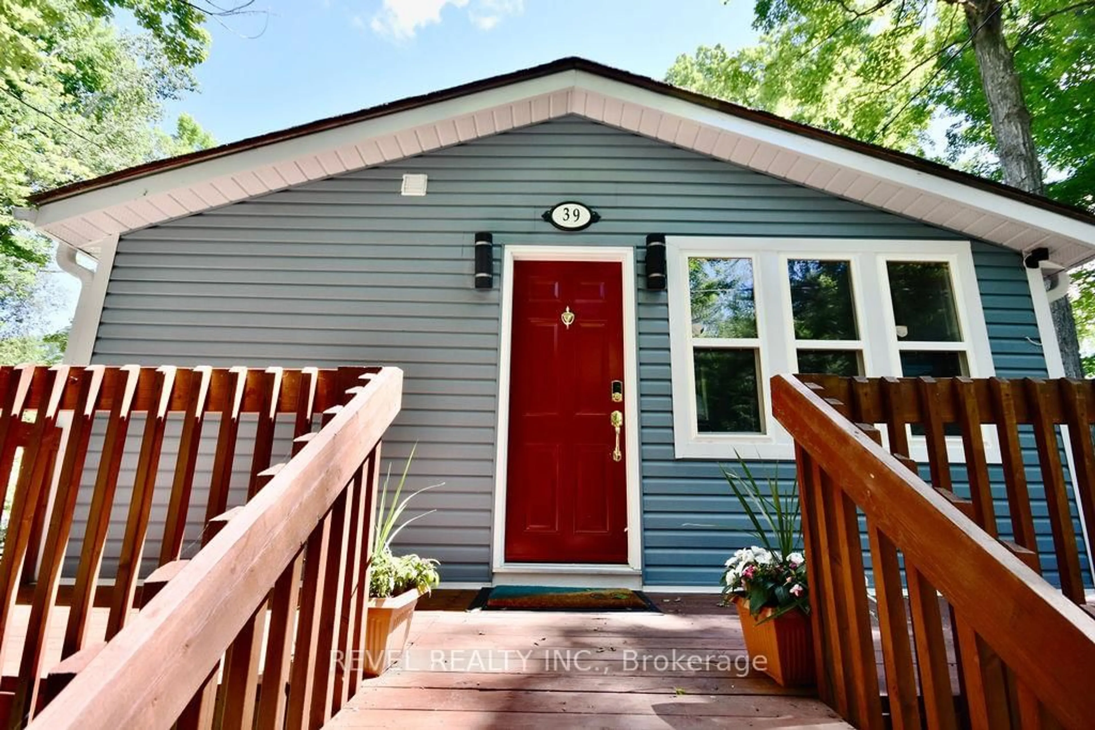 Home with vinyl exterior material, street for 39 Domar Rd, Tiny Ontario L0L 2J0