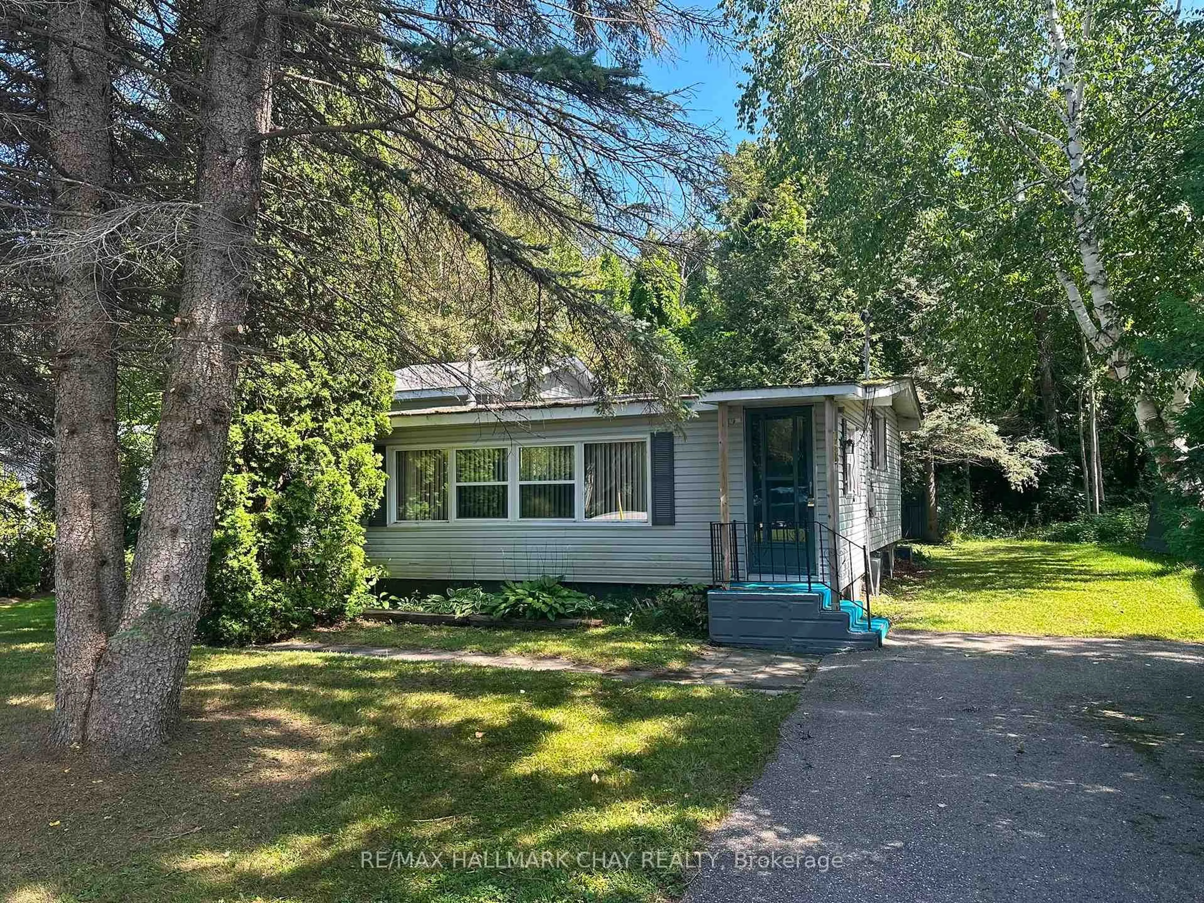 Unknown for 153 Lumber Rd, Tay Ontario L0K 2A0