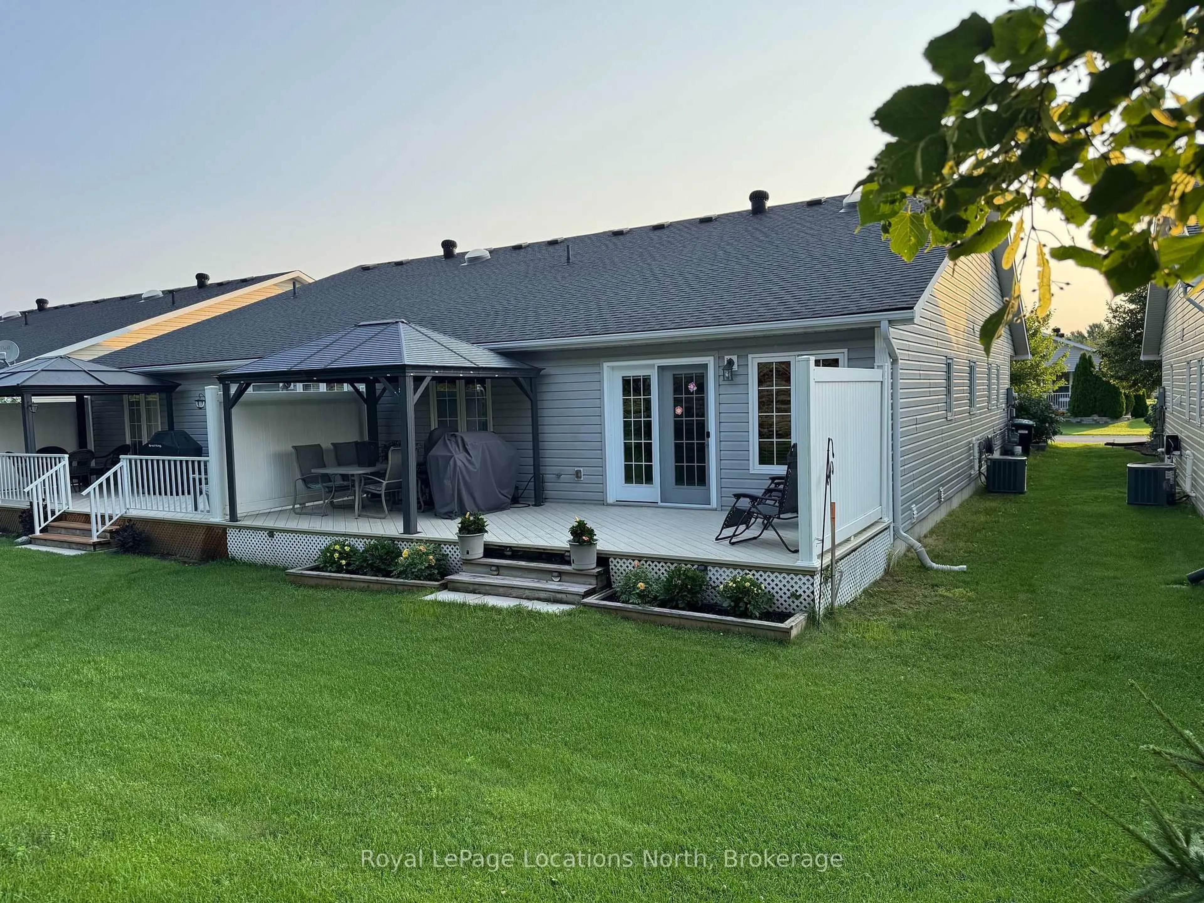 Unknown for 54 New York Ave, Wasaga Beach Ontario L9Z 3A8