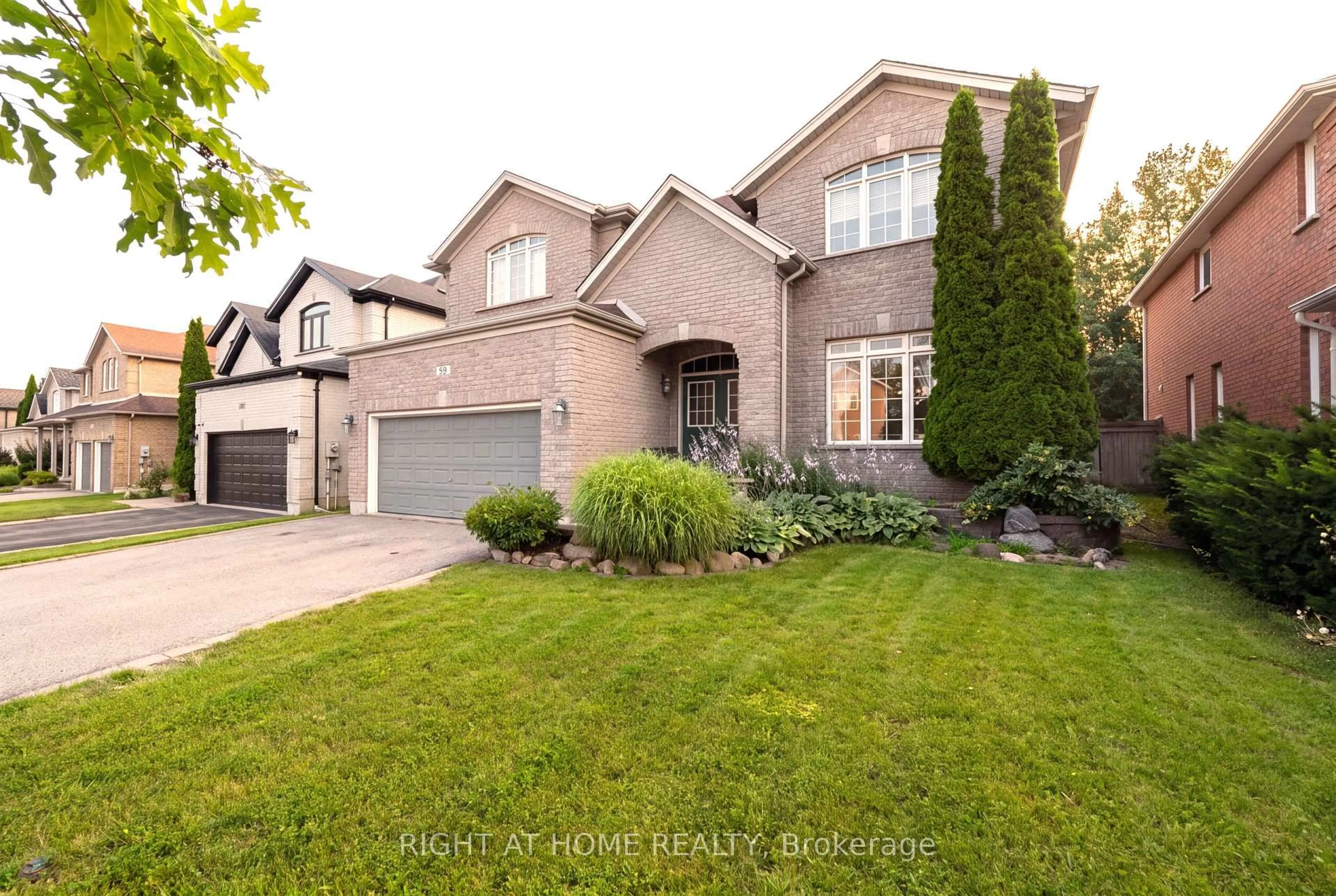 Home with brick exterior material, street for 52 Prince William Way, Barrie Ontario L4N 0Y9