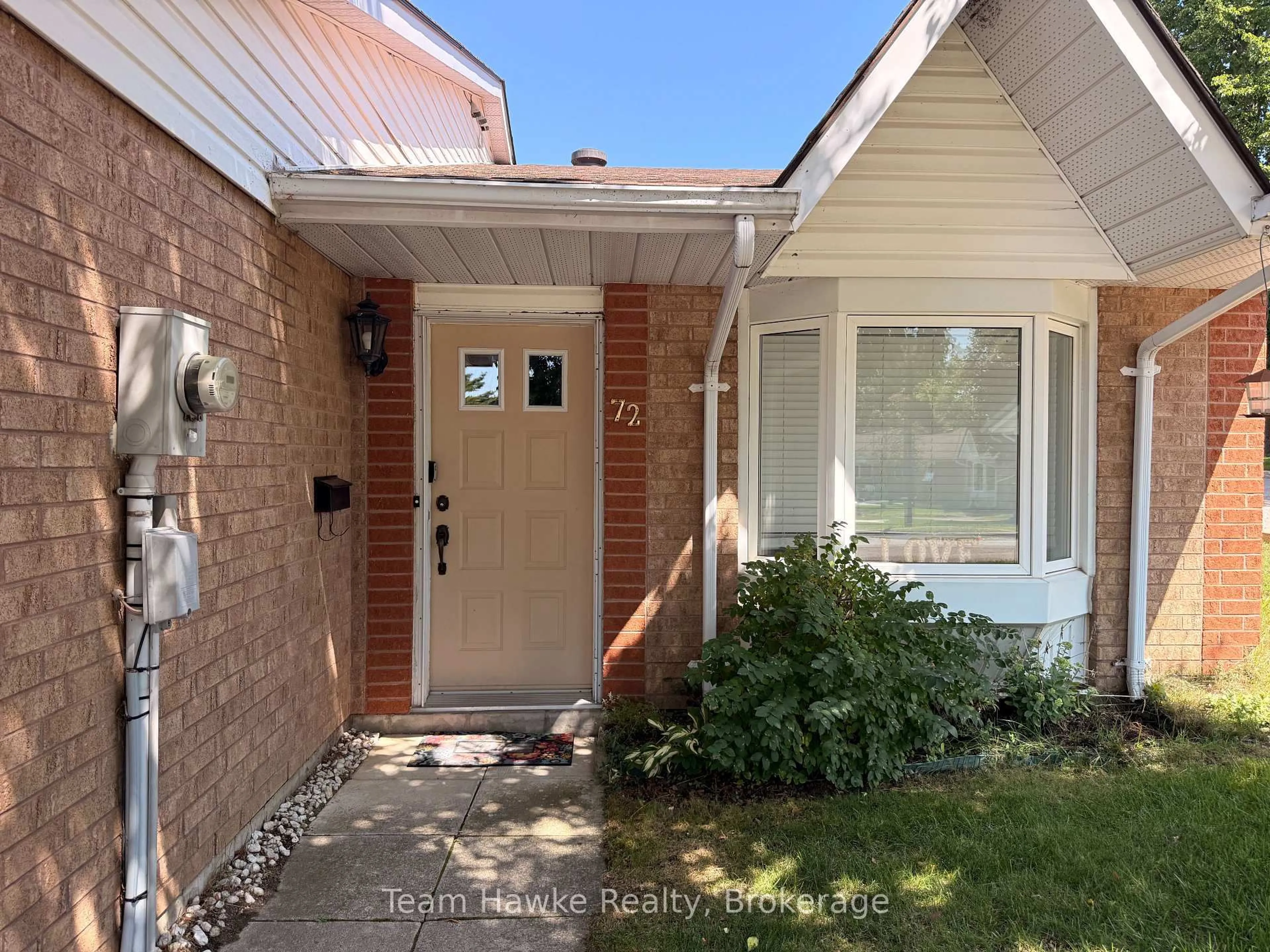 Home with brick exterior material, street for 696 King St #72, Midland Ontario L4R 5B7