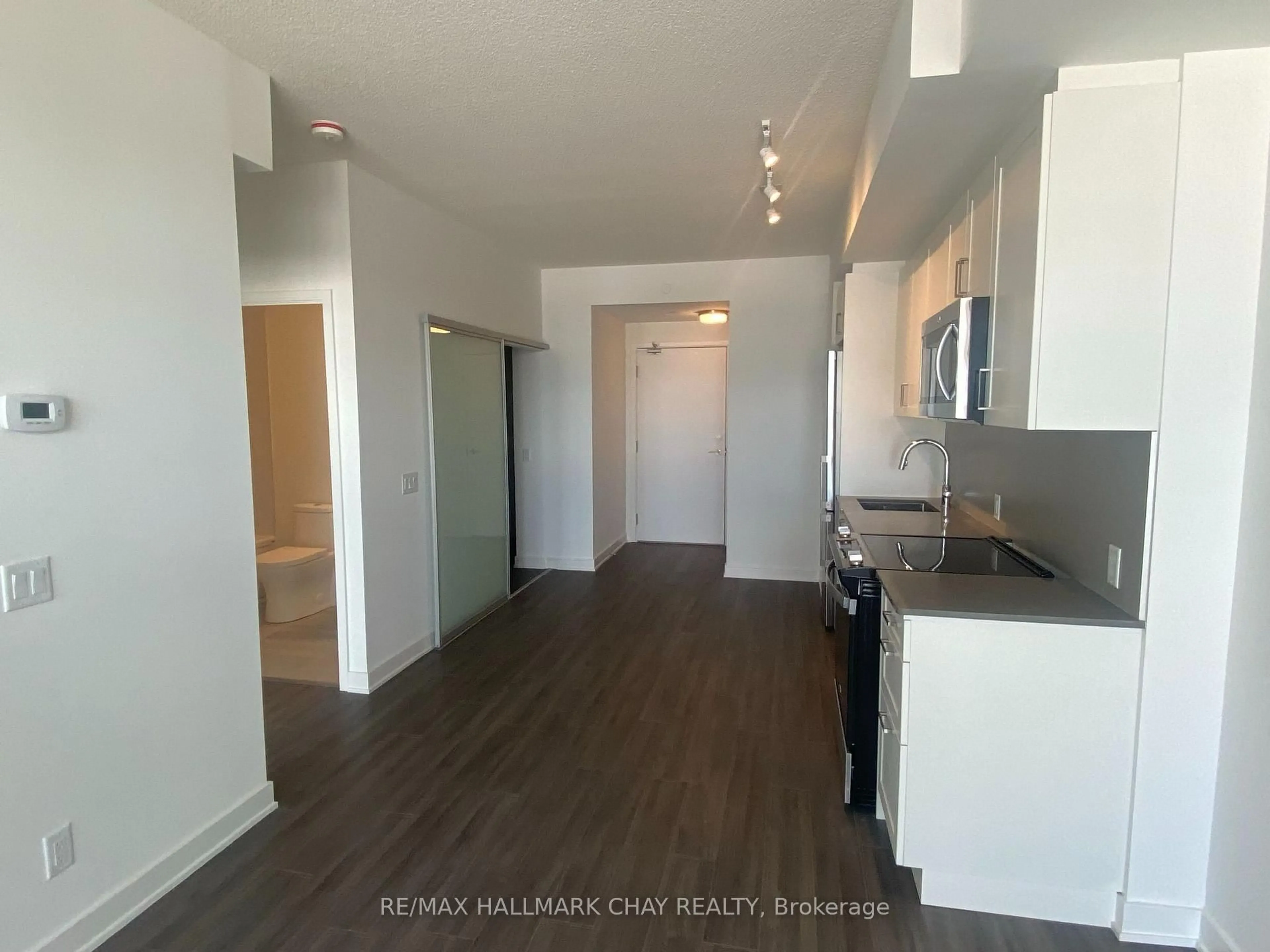 Unknown for 681 Yonge St #317, Barrie Ontario L4N 4E8