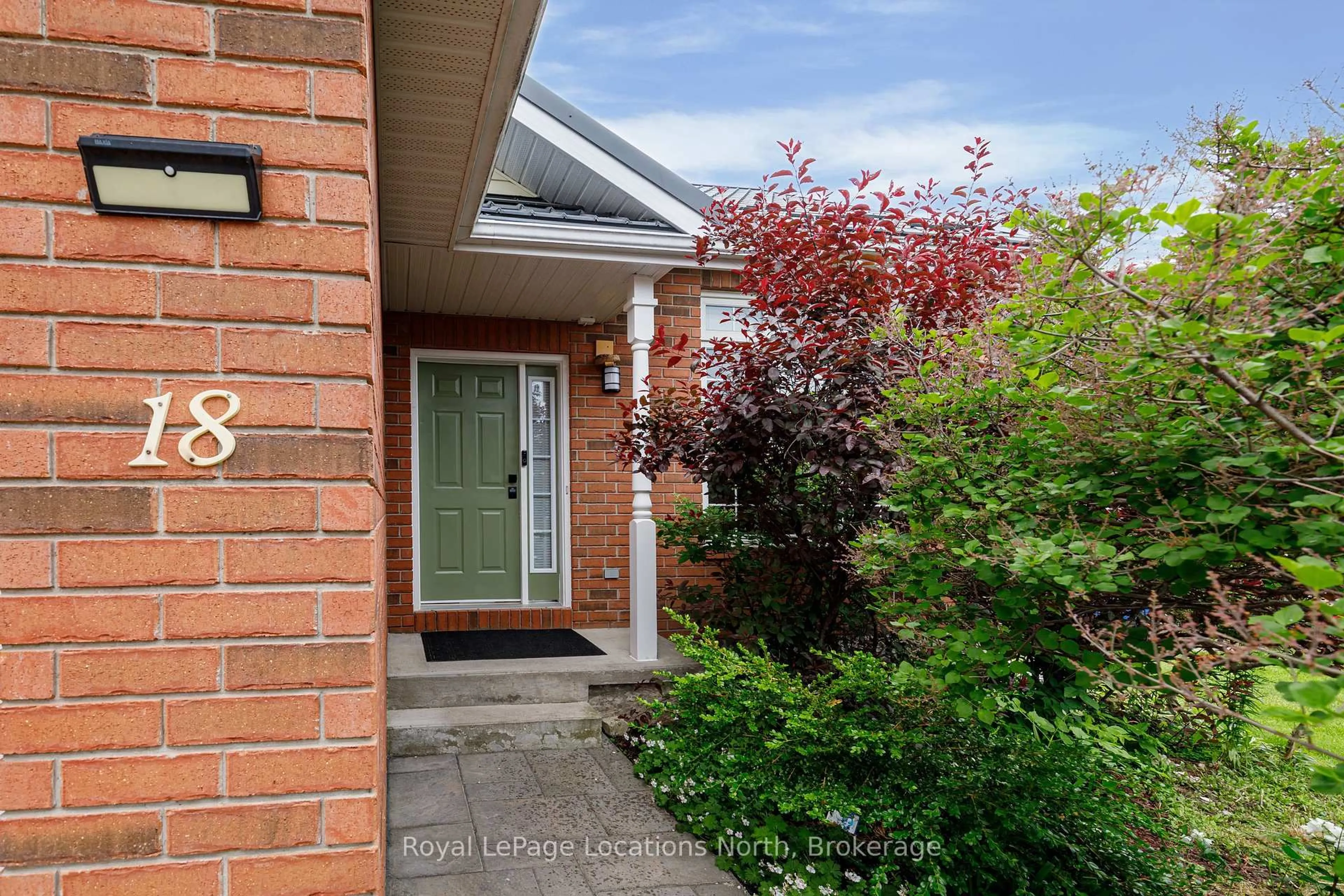 Unknown for 18 River Ru, Collingwood Ontario L9Y 5J7