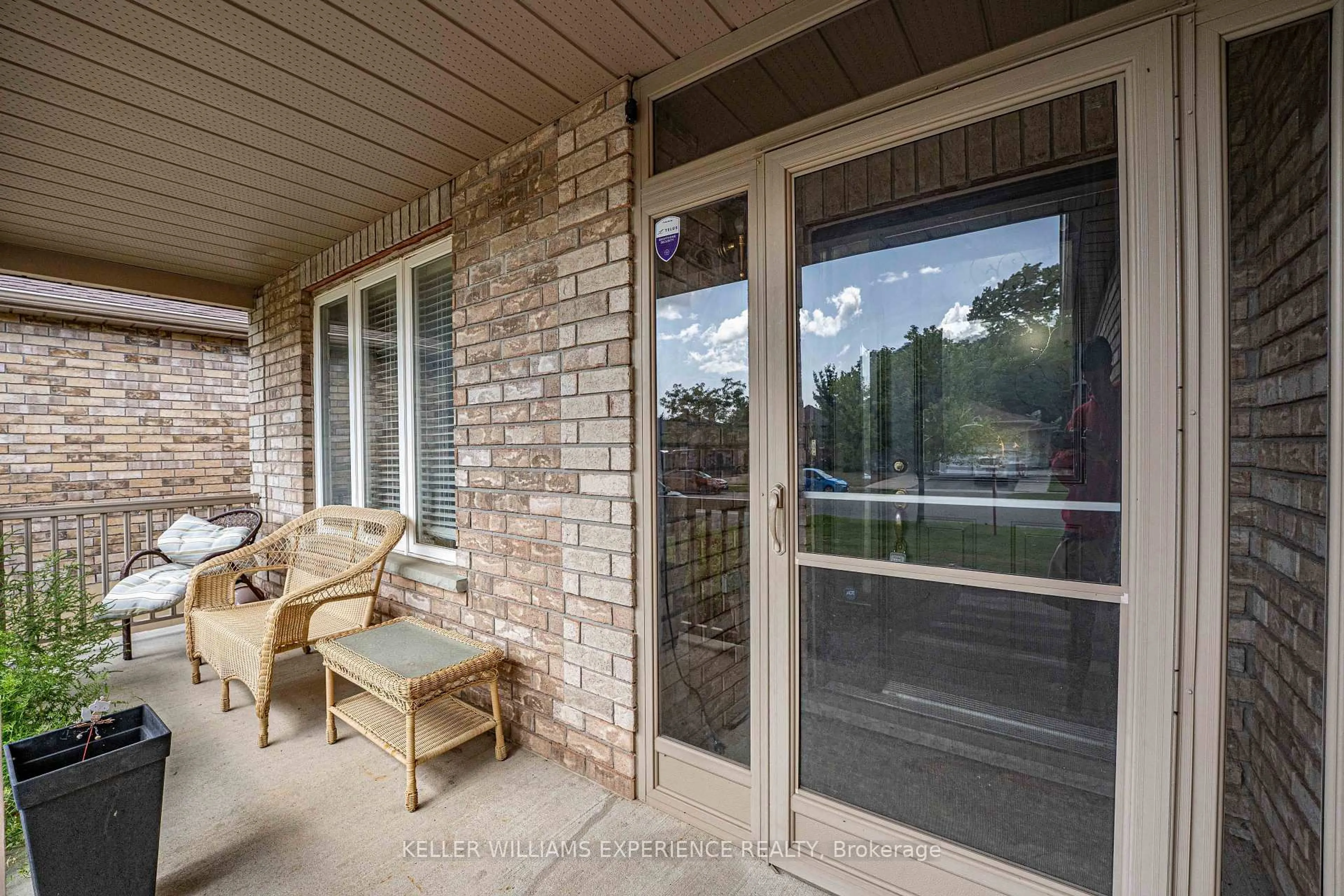 Patio, unknown for 74 Ruffet Dr, Barrie Ontario L4N 0N8