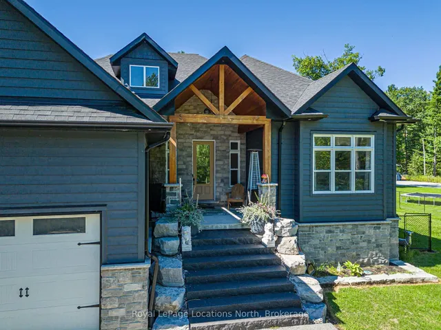 26 Spruce St, Tiny 2