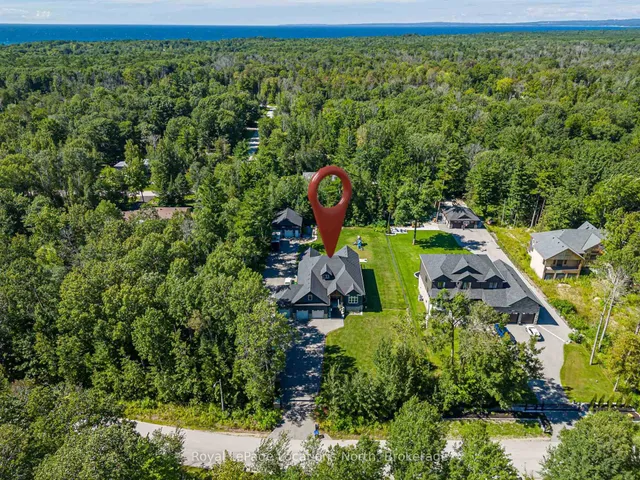 26 Spruce St, Tiny 3