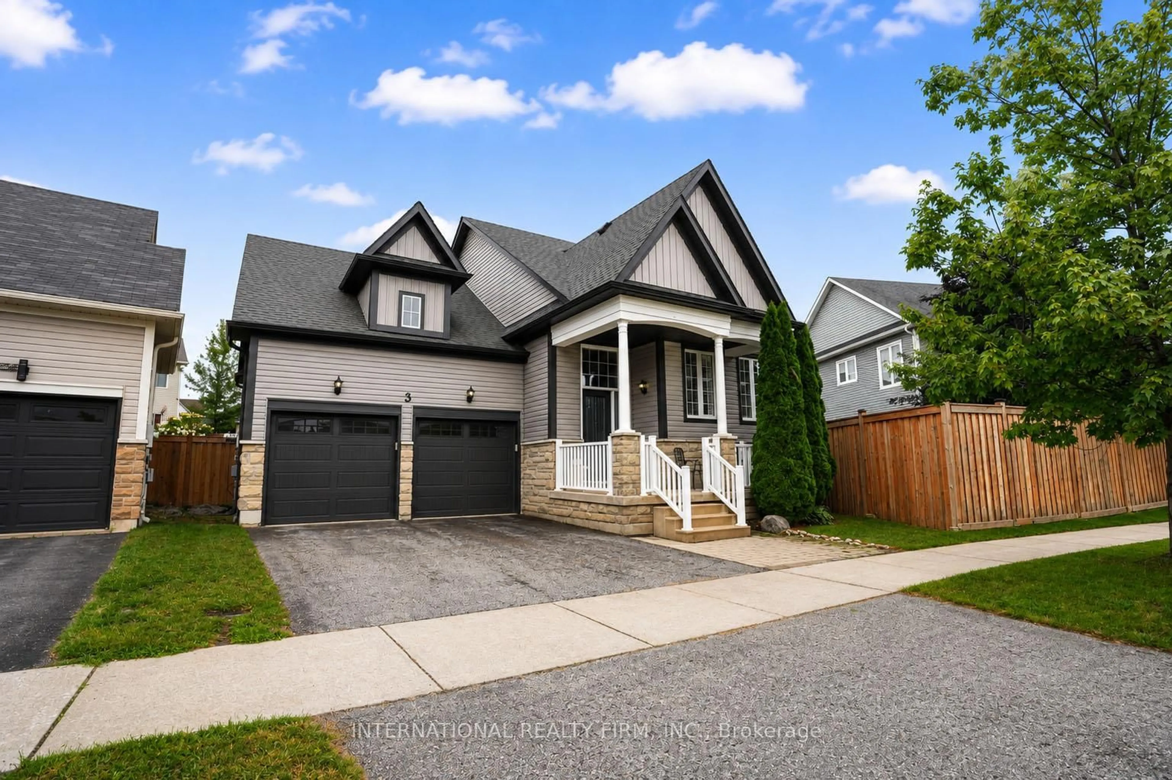 Home with brick exterior material, street for 3 Maple Crown Terr, Barrie Ontario L4M 7H3
