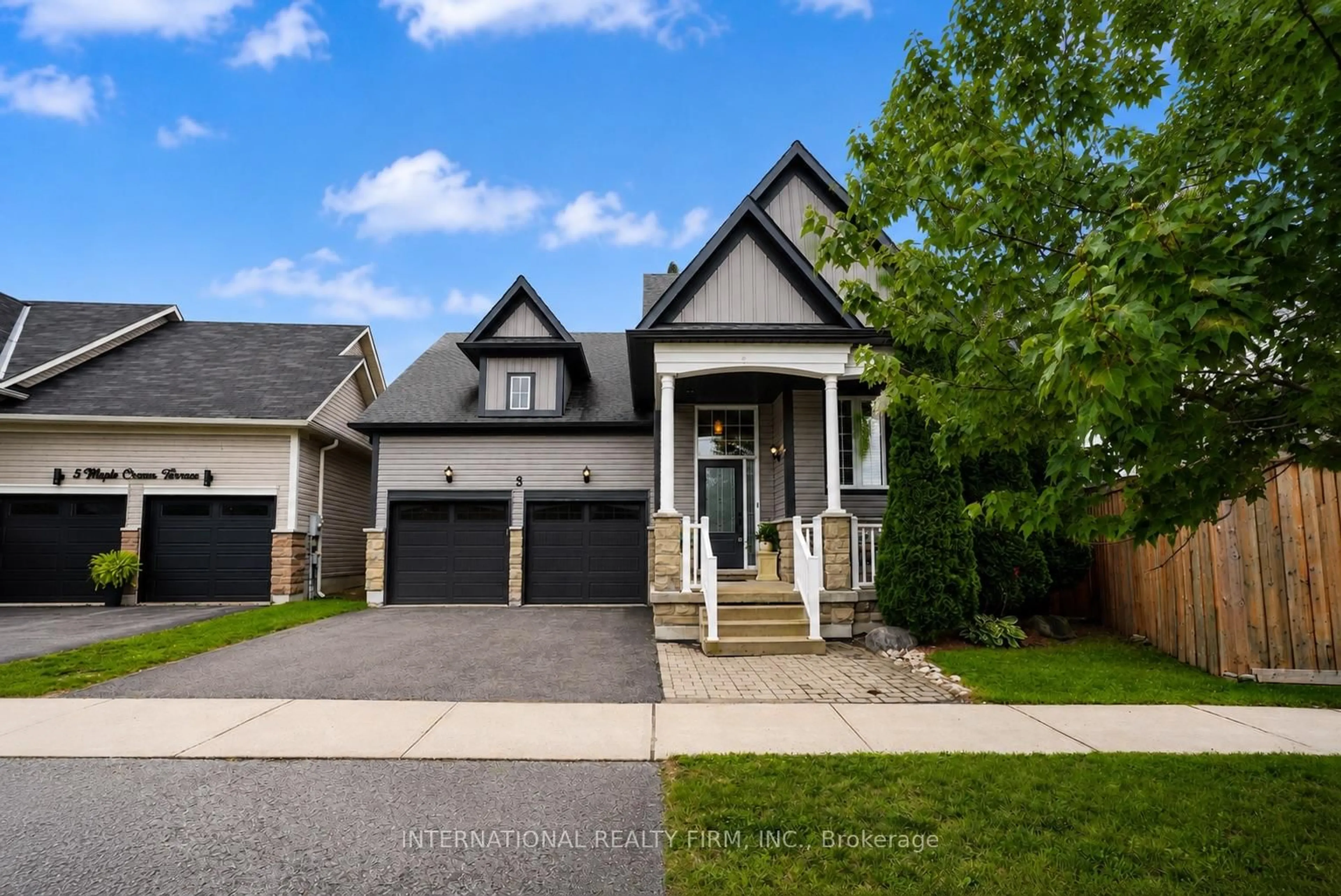Unknown for 3 Maple Crown Terr, Barrie Ontario L4M 7H3