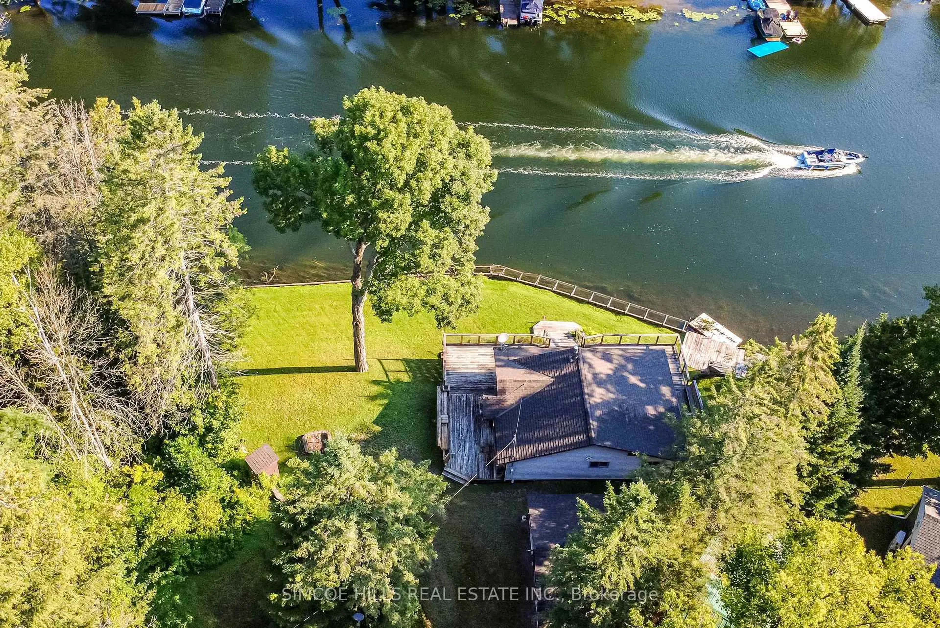 A pic from outside/outdoor area/front of a property/back of a property/a pic from drone, water/lake/river/ocean view for 4266 Canal Rd, Severn Ontario L0K 2B0