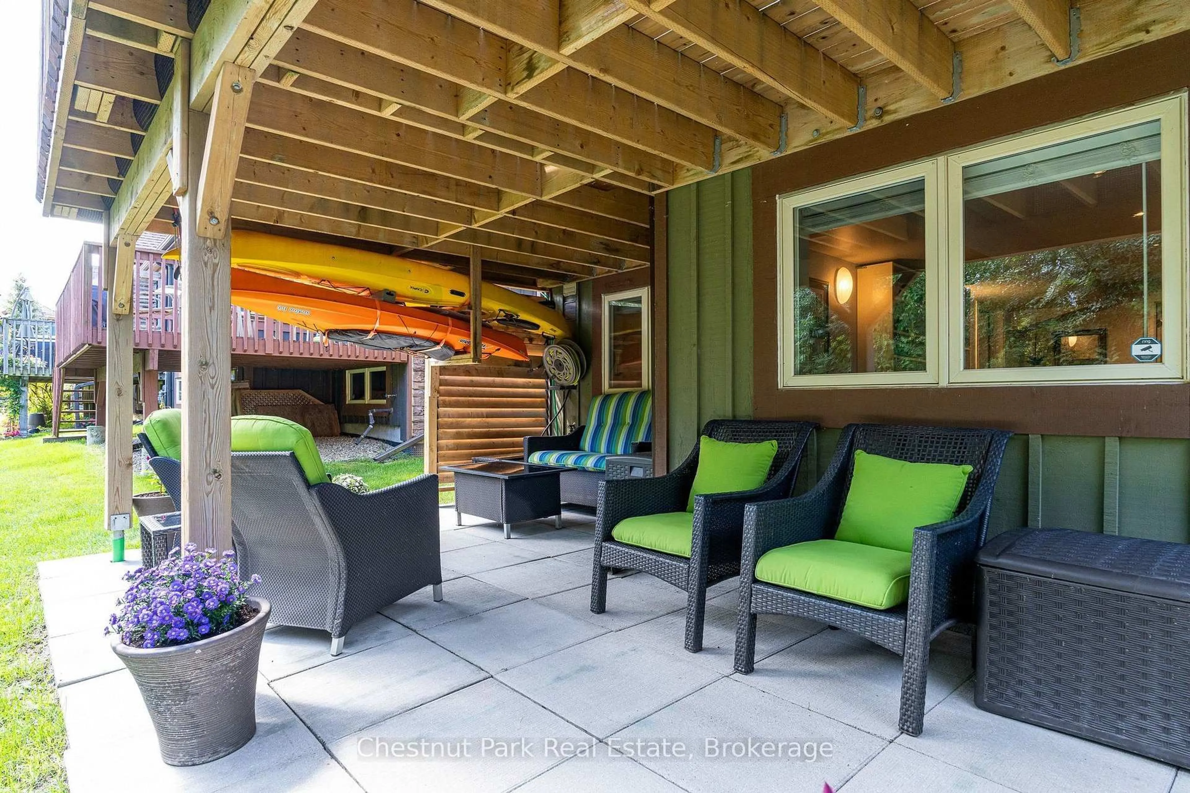 Patio, unknown for 21 Sierra Tr, Collingwood Ontario L9Y 0J5