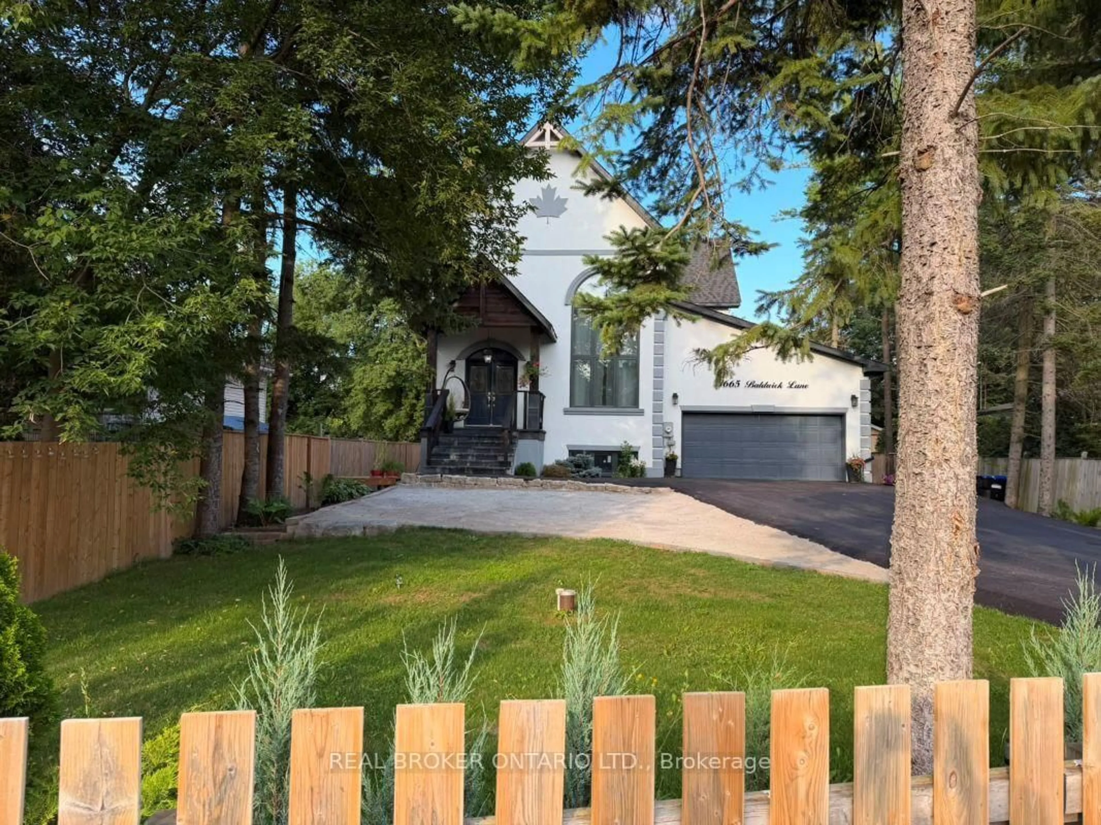 A pic from outside/outdoor area/front of a property/back of a property/a pic from drone, street for 3665 Baldwick Lane, Springwater Ontario L0M 1T2