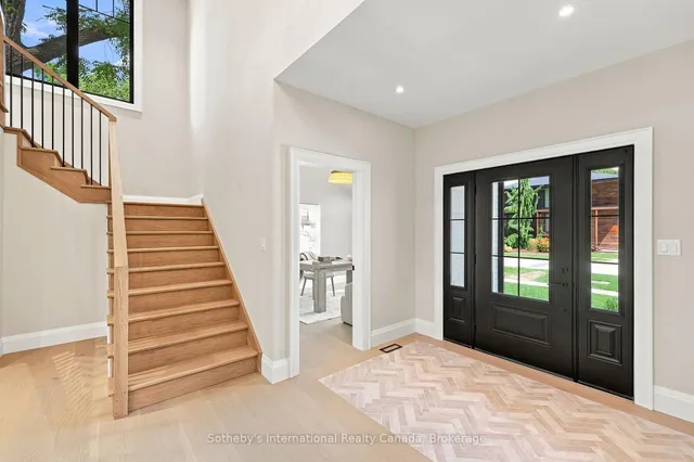 222 Oak St, Collingwood 5