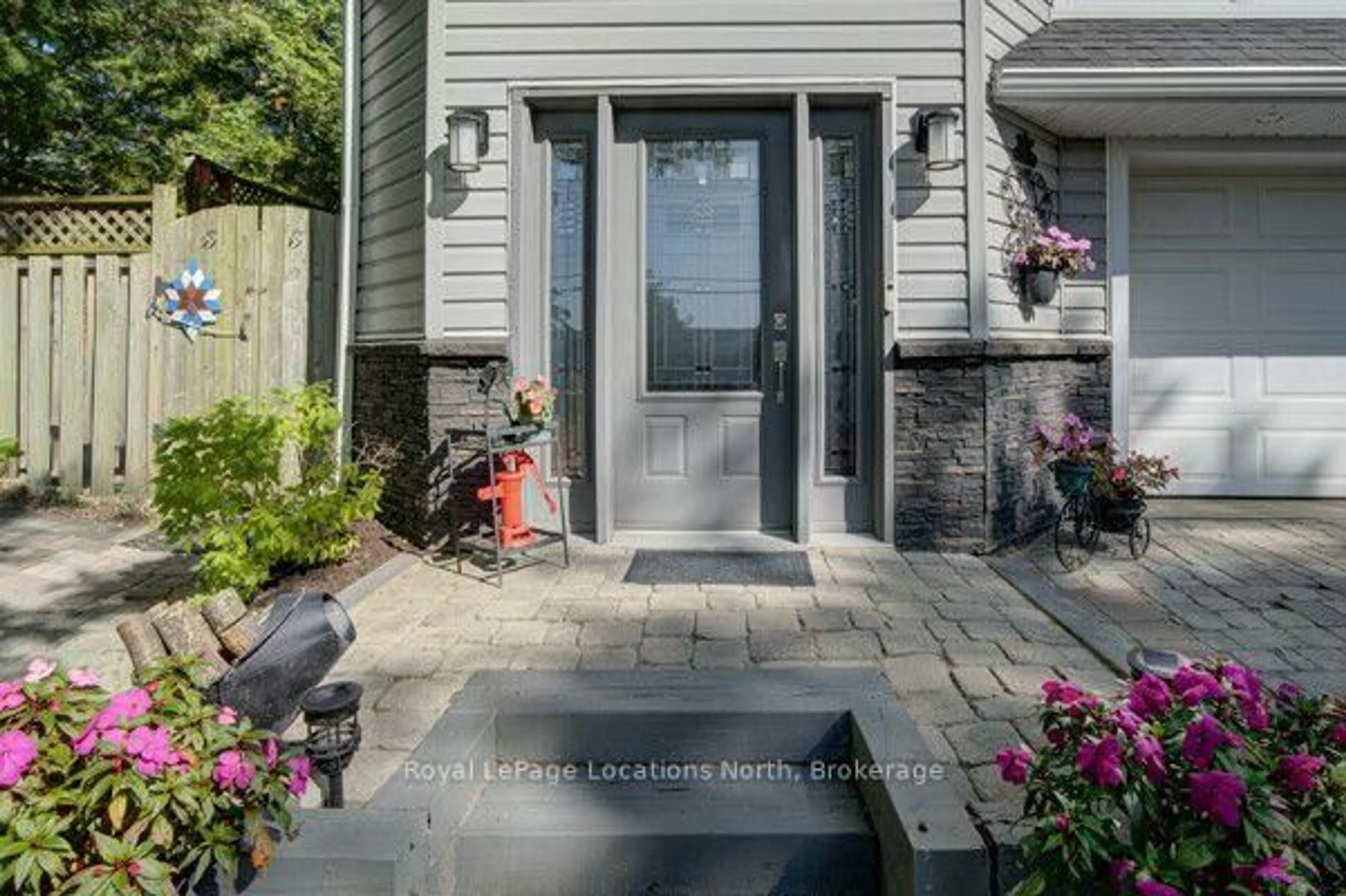 Indoor entryway for 2225 Tiny Beaches Rd, Tiny Ontario L0L 1P1