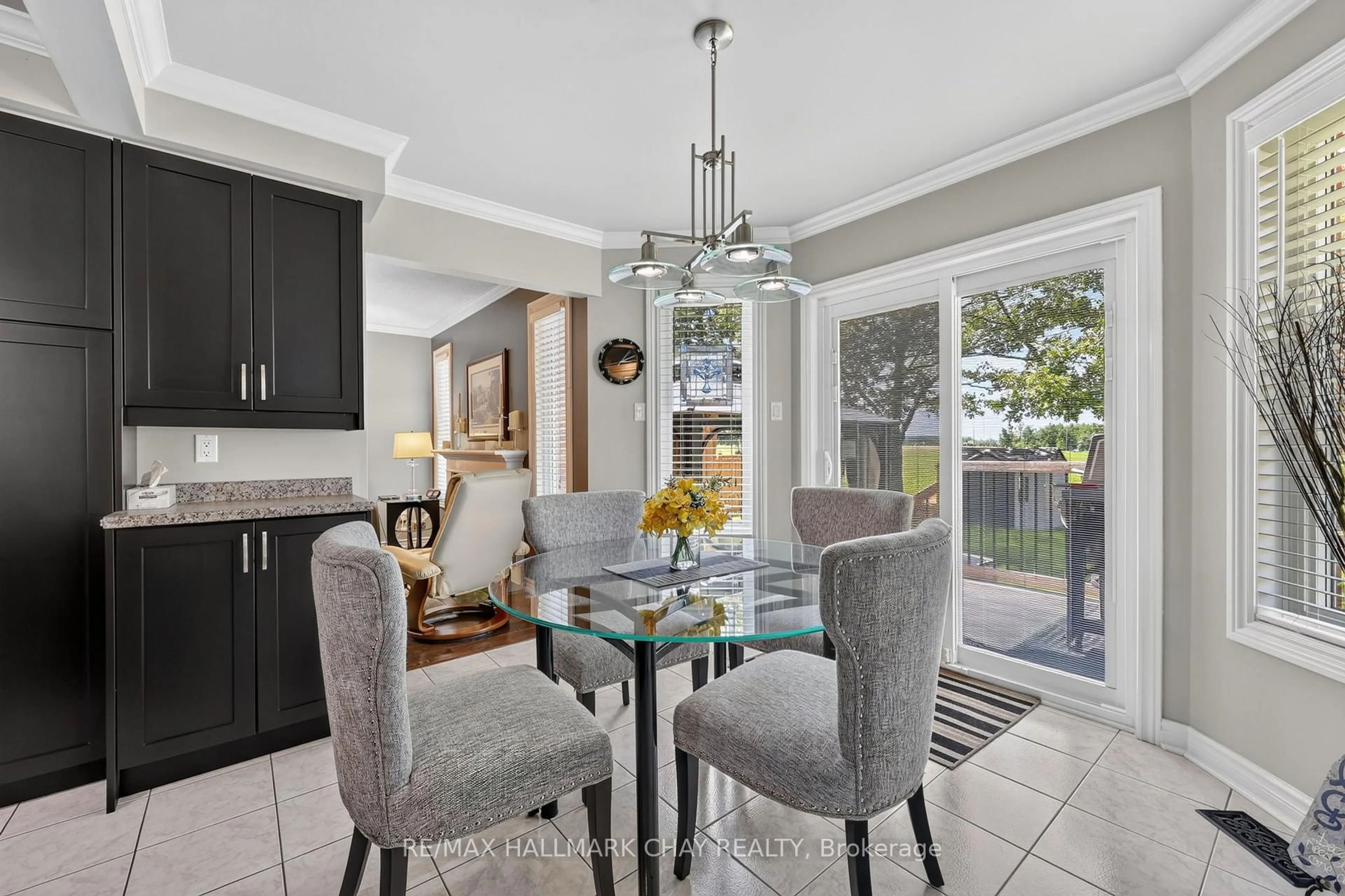 Unknown for 358 Livingstone St, Barrie Ontario L4N 7K7