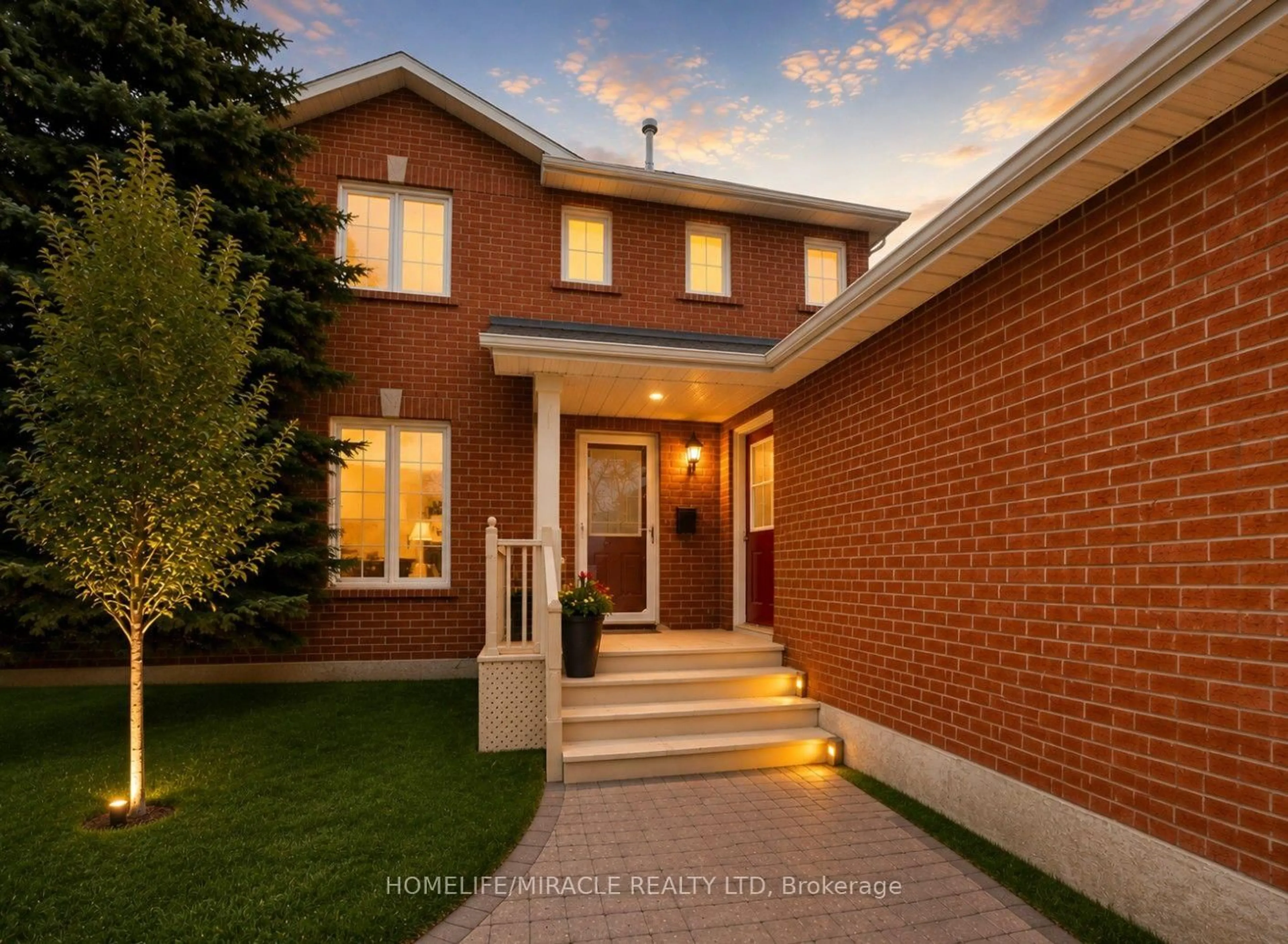 Home with brick exterior material, street for 67 Livingstone St, Barrie Ontario L4N 7J2