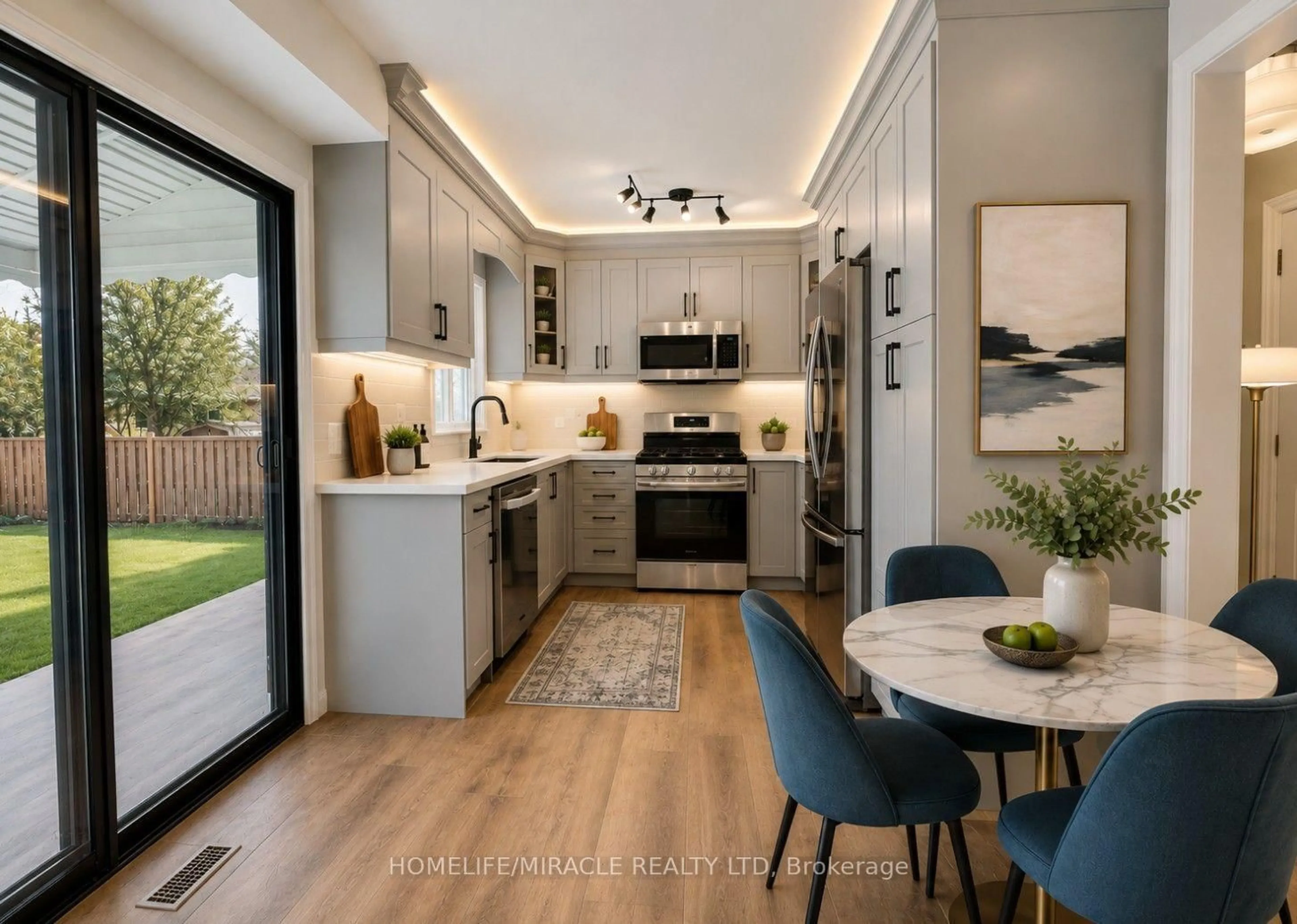 Open concept kitchen, unknown for 67 Livingstone St, Barrie Ontario L4N 7J2