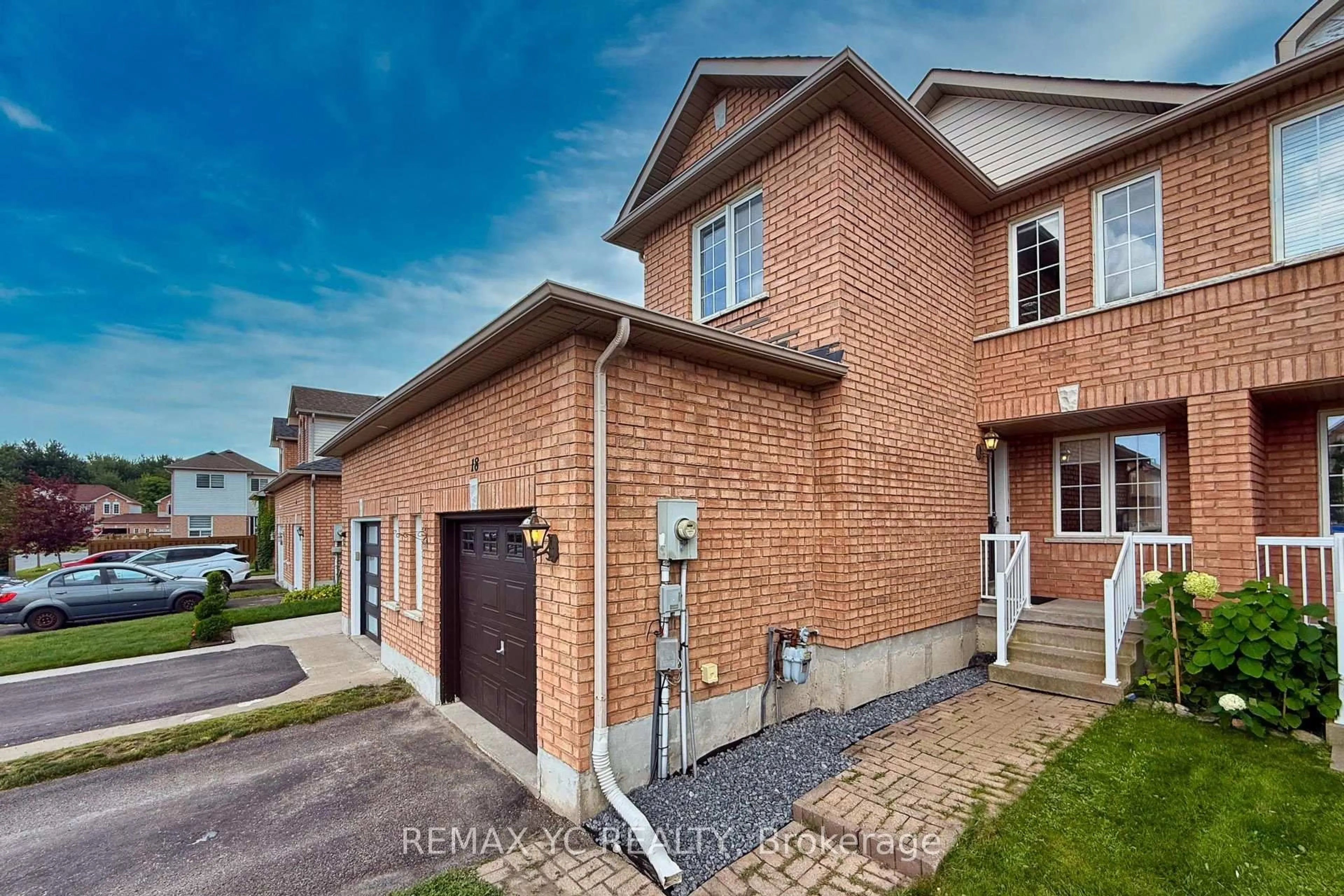 Home with brick exterior material, street for 18 Coleman Dr, Barrie Ontario L4N 0R4