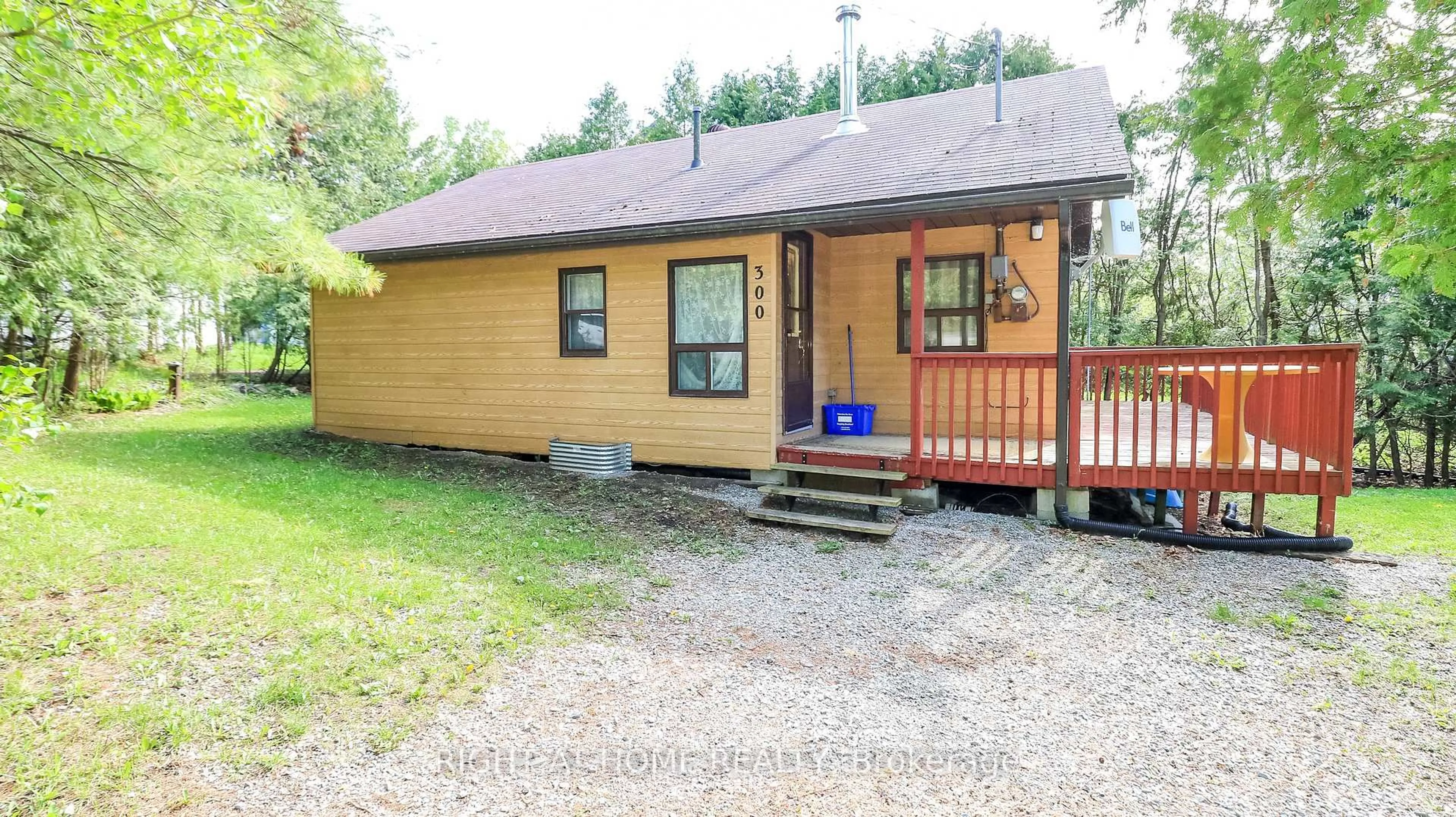 Unknown for 300 Albin Rd, Tay Ontario L0K 2C0