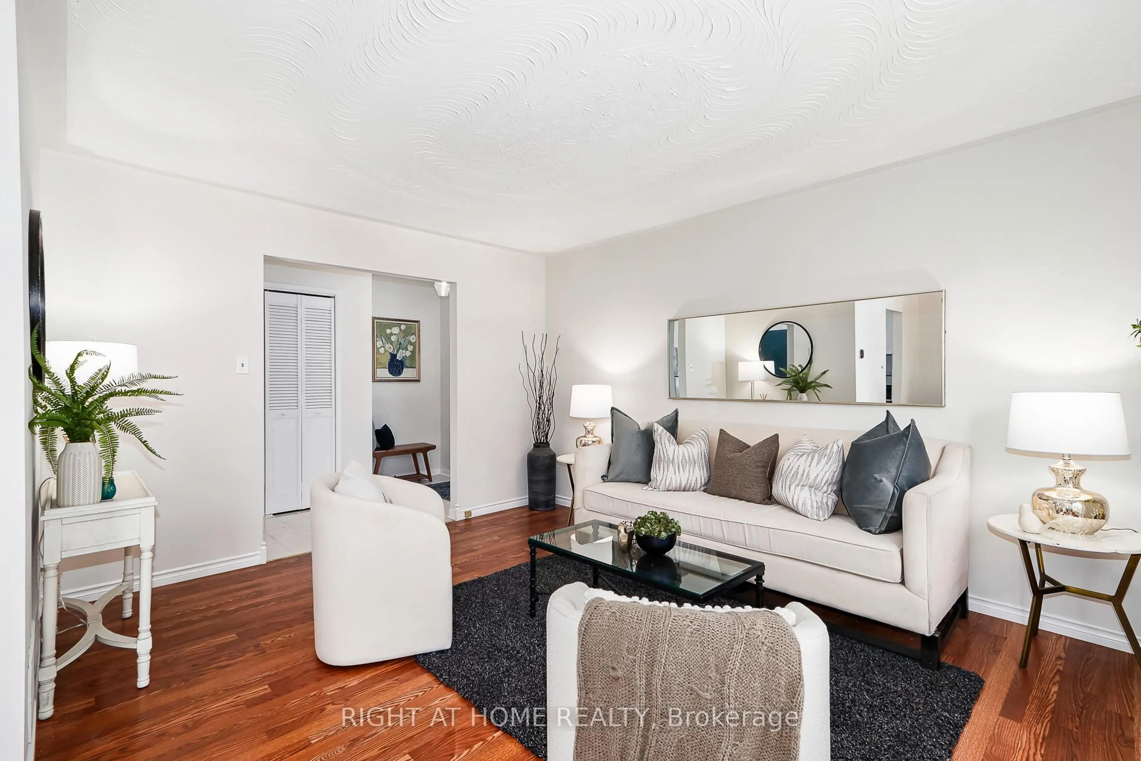 Living room with furniture, unknown for 1059 Glen Mhor Cres, Midland Ontario L4R 4P5
